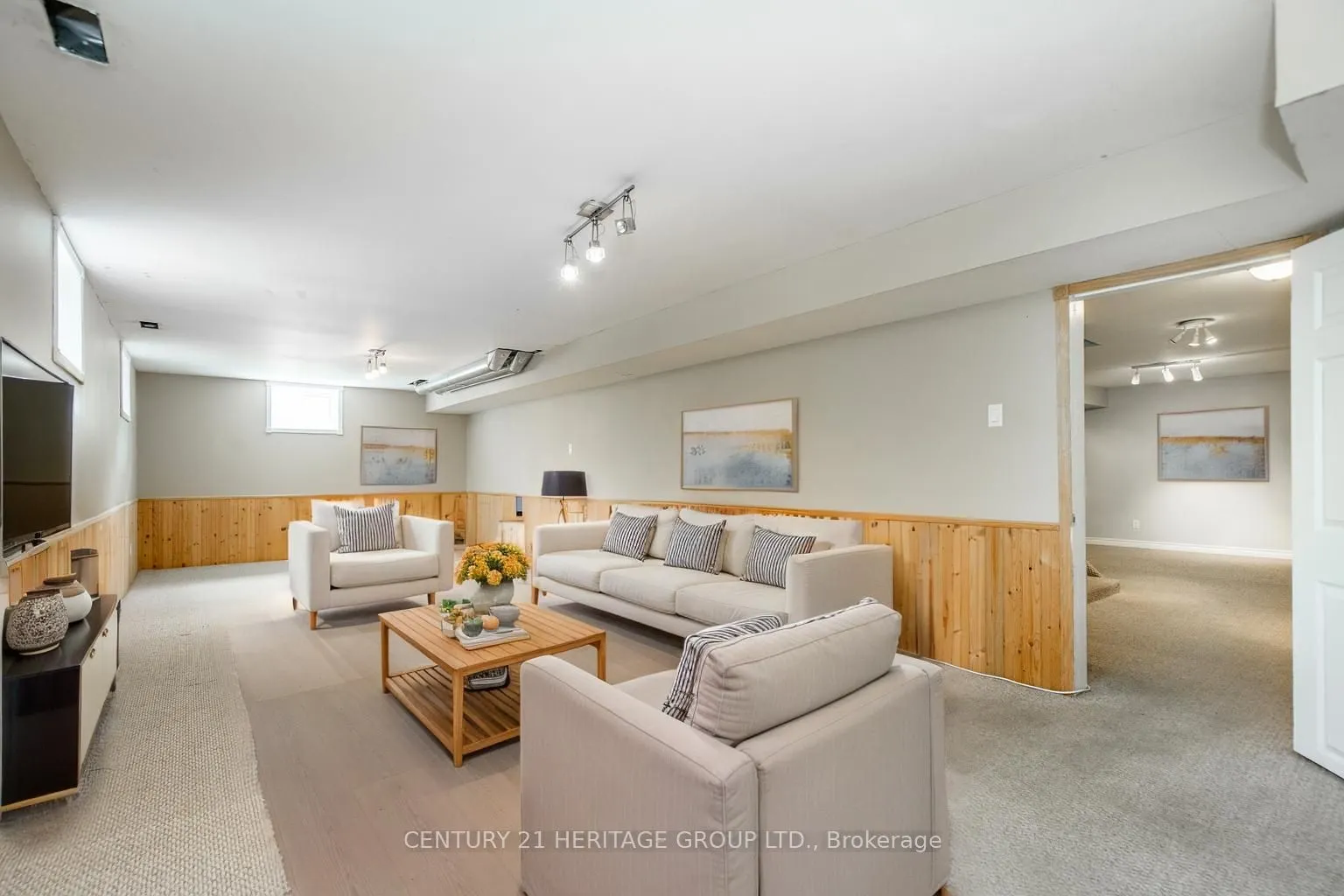 3081 Hogback Road