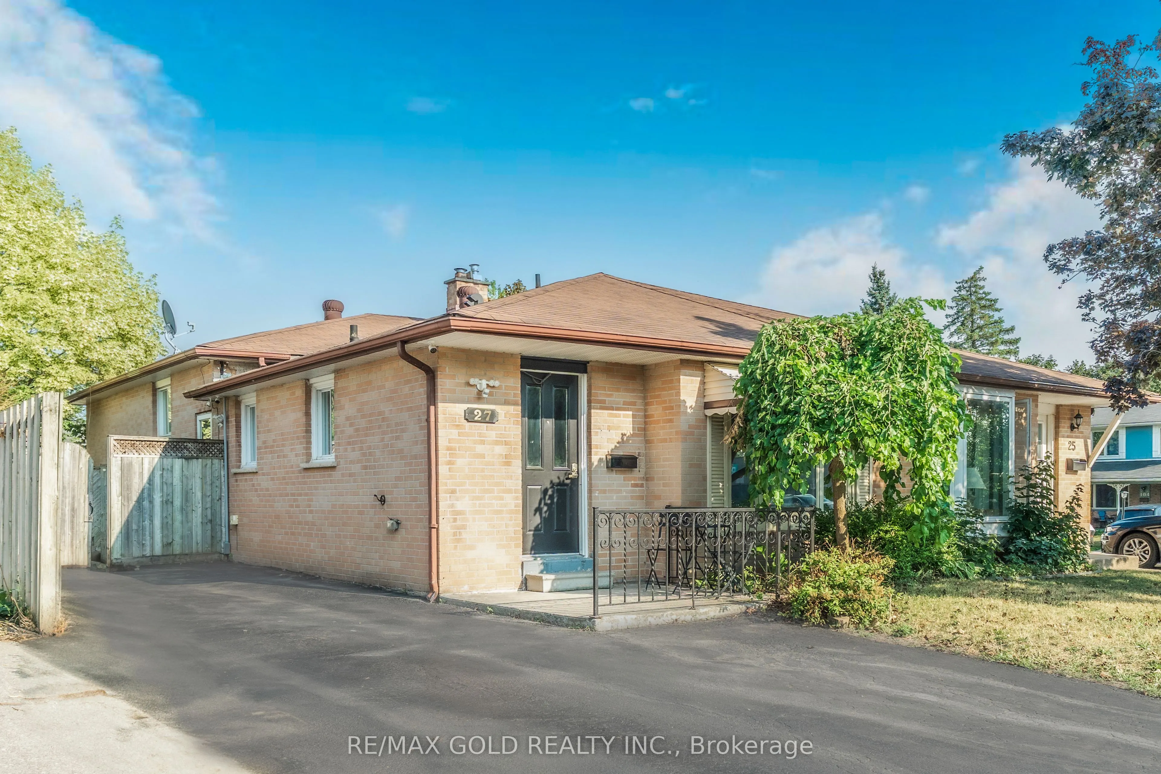 27 Sylvia Street