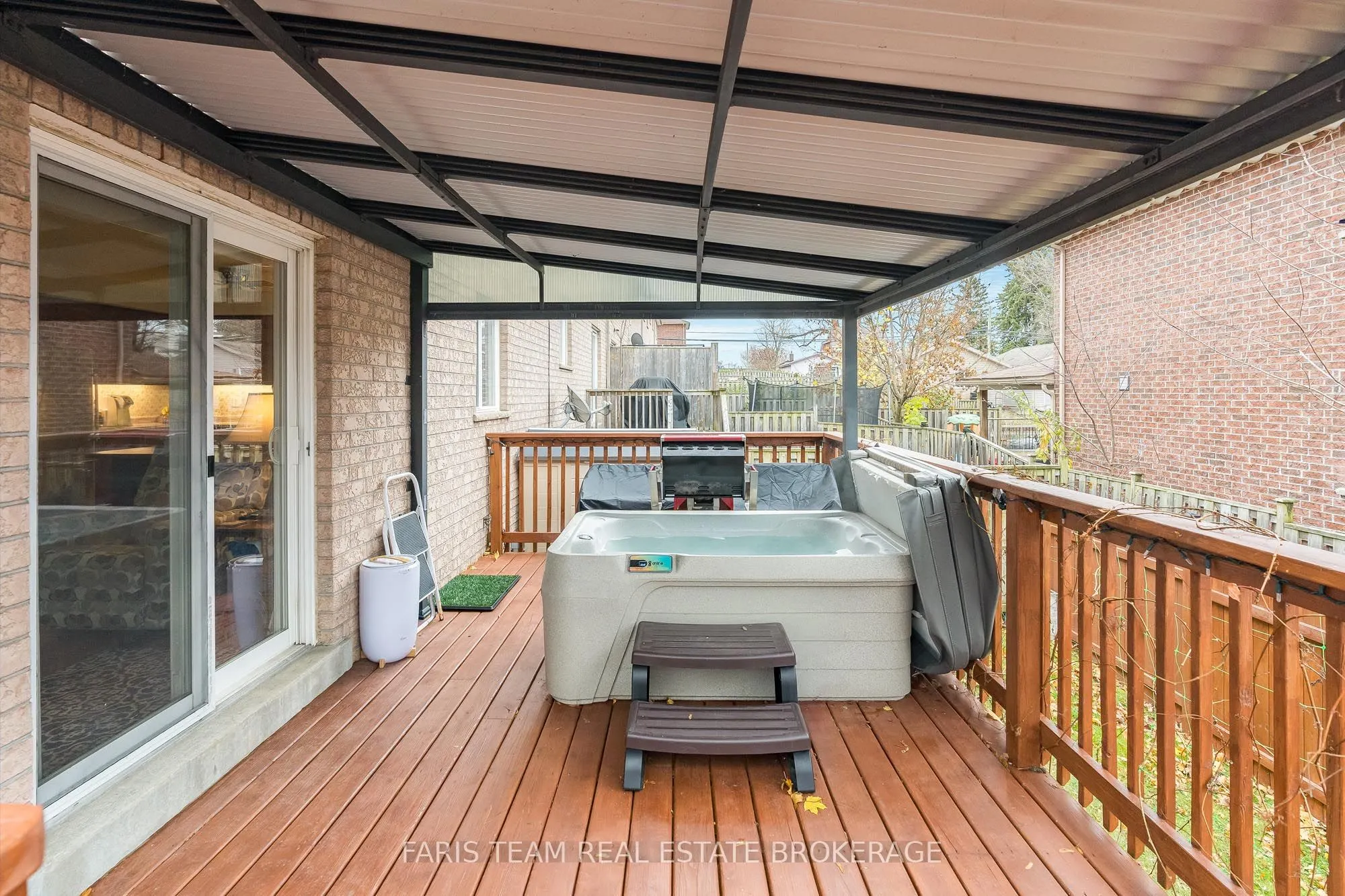 16 Owen Street