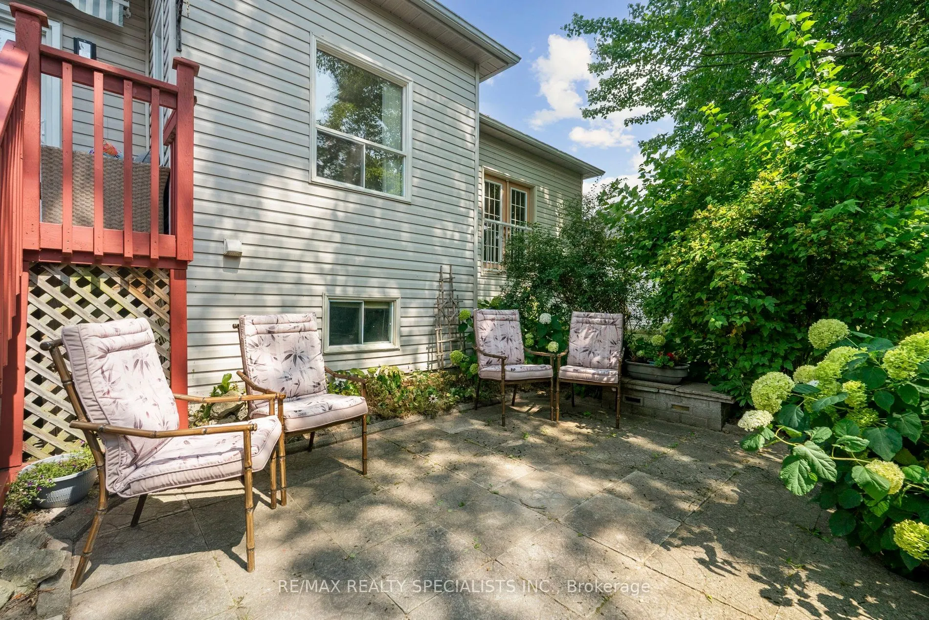 8 Brouwer Crescent