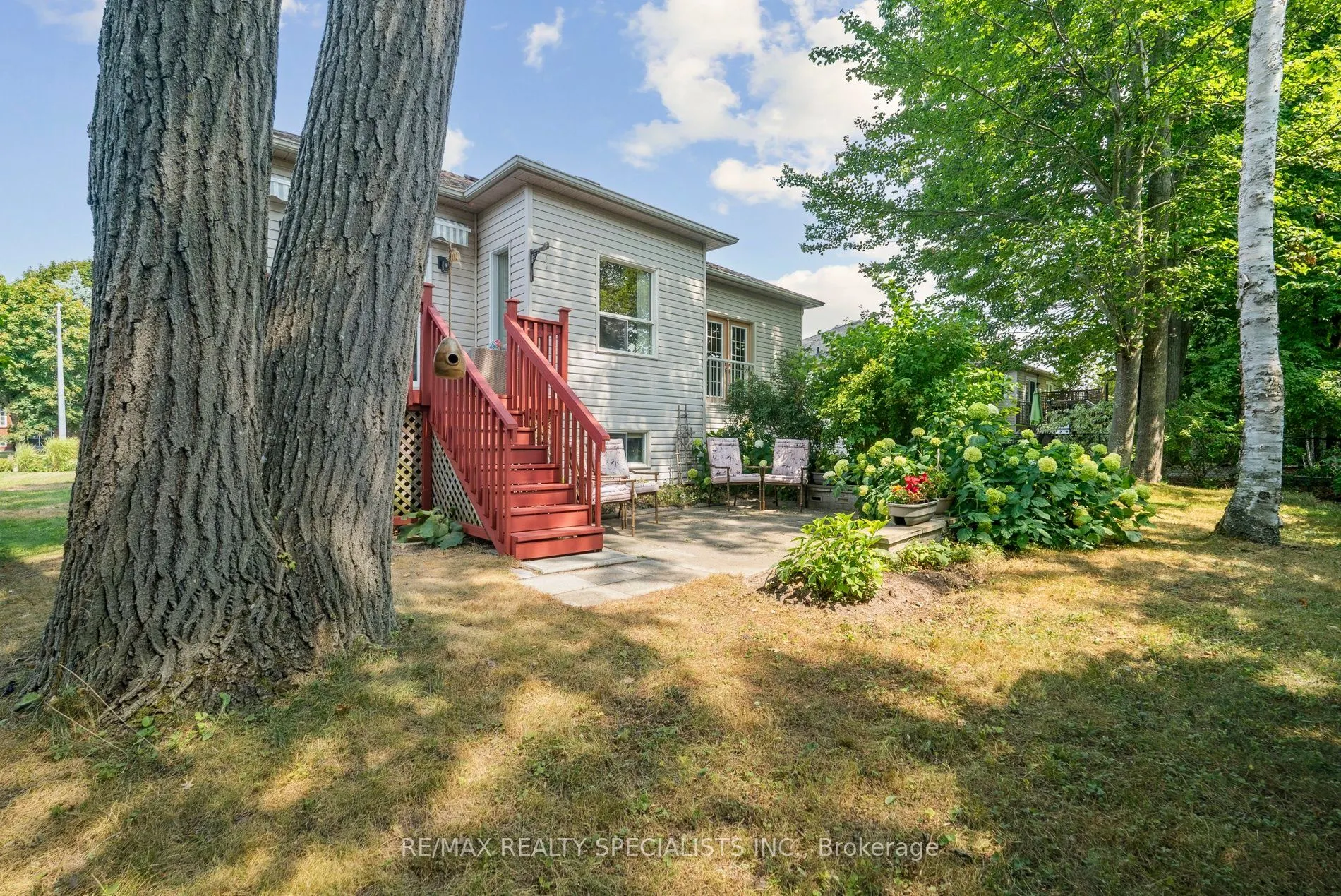 8 Brouwer Crescent