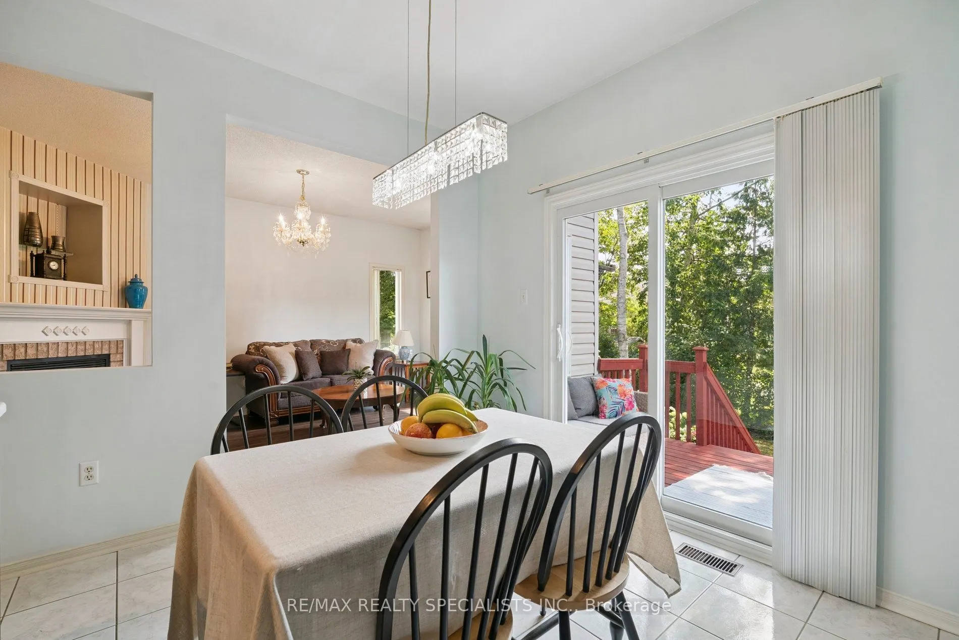 8 Brouwer Crescent