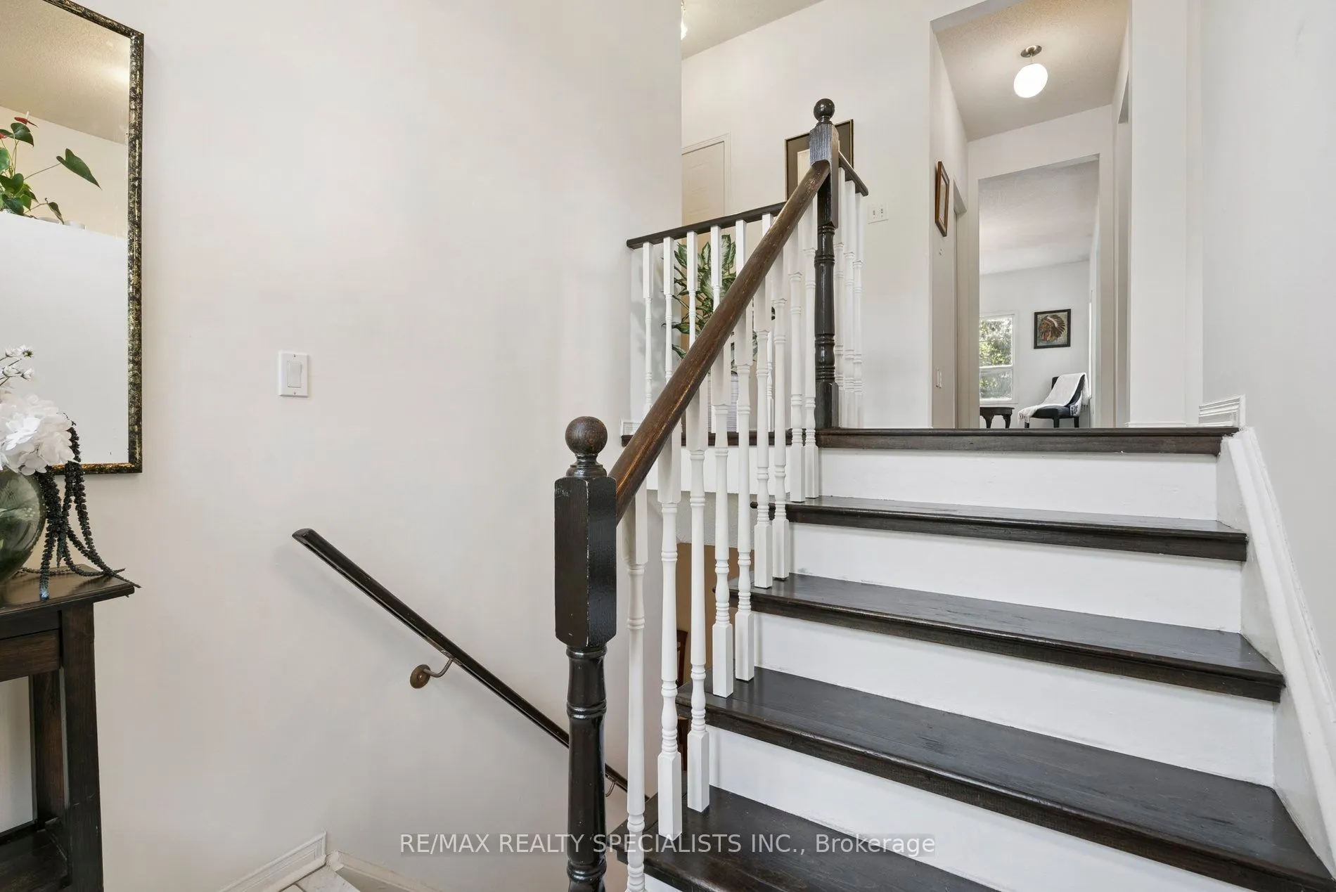 8 Brouwer Crescent