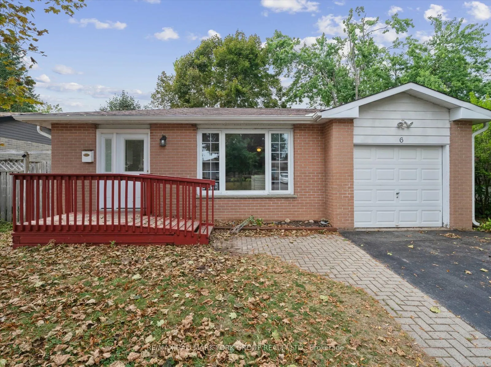 6 Glenecho Drive