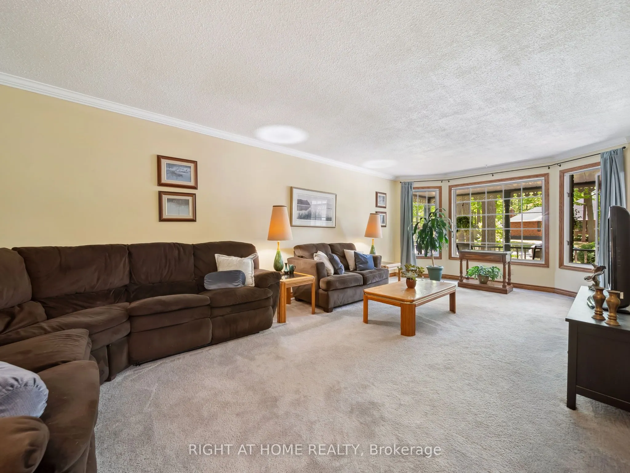 1857 Kensington Place