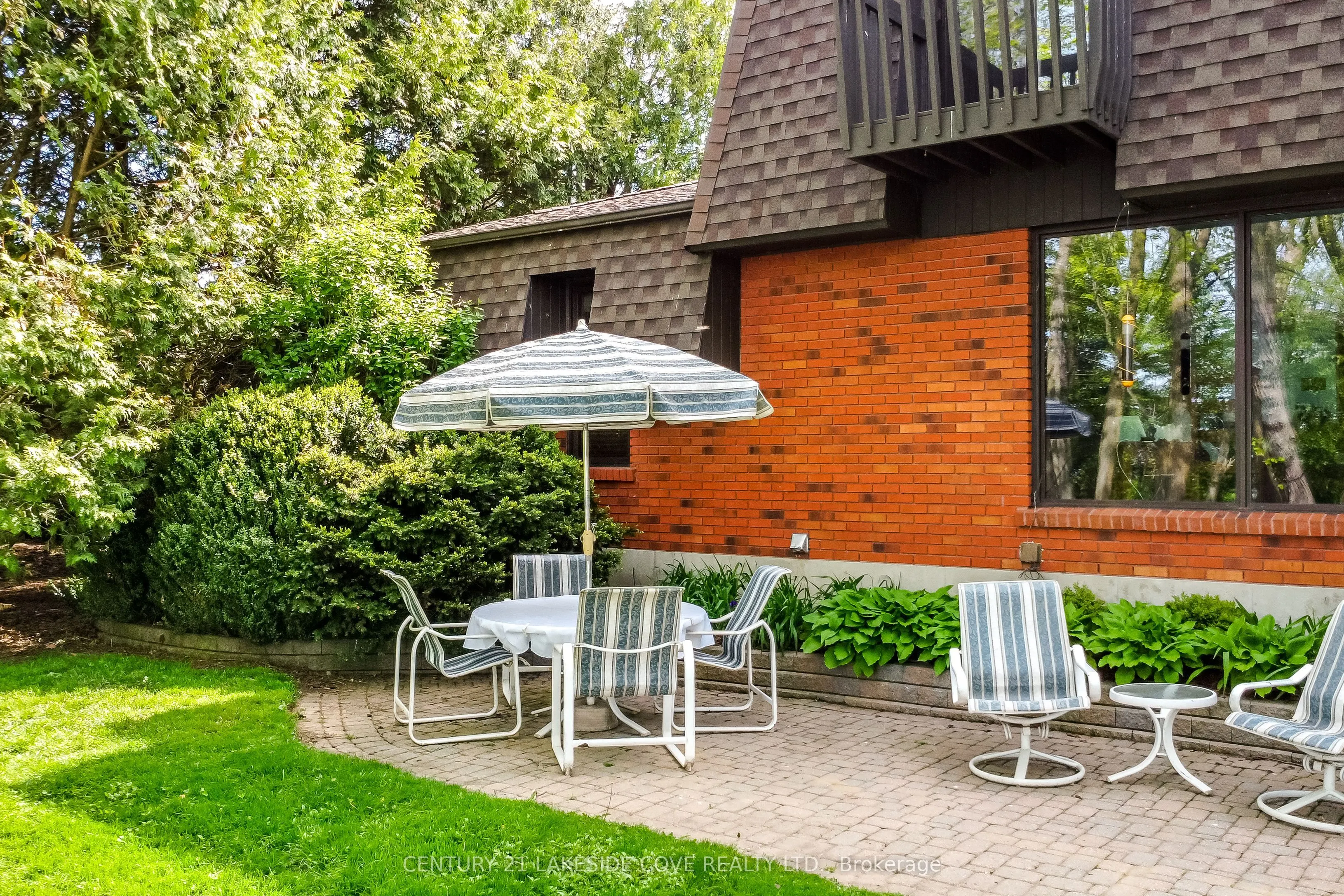 42 Thicketwood Place