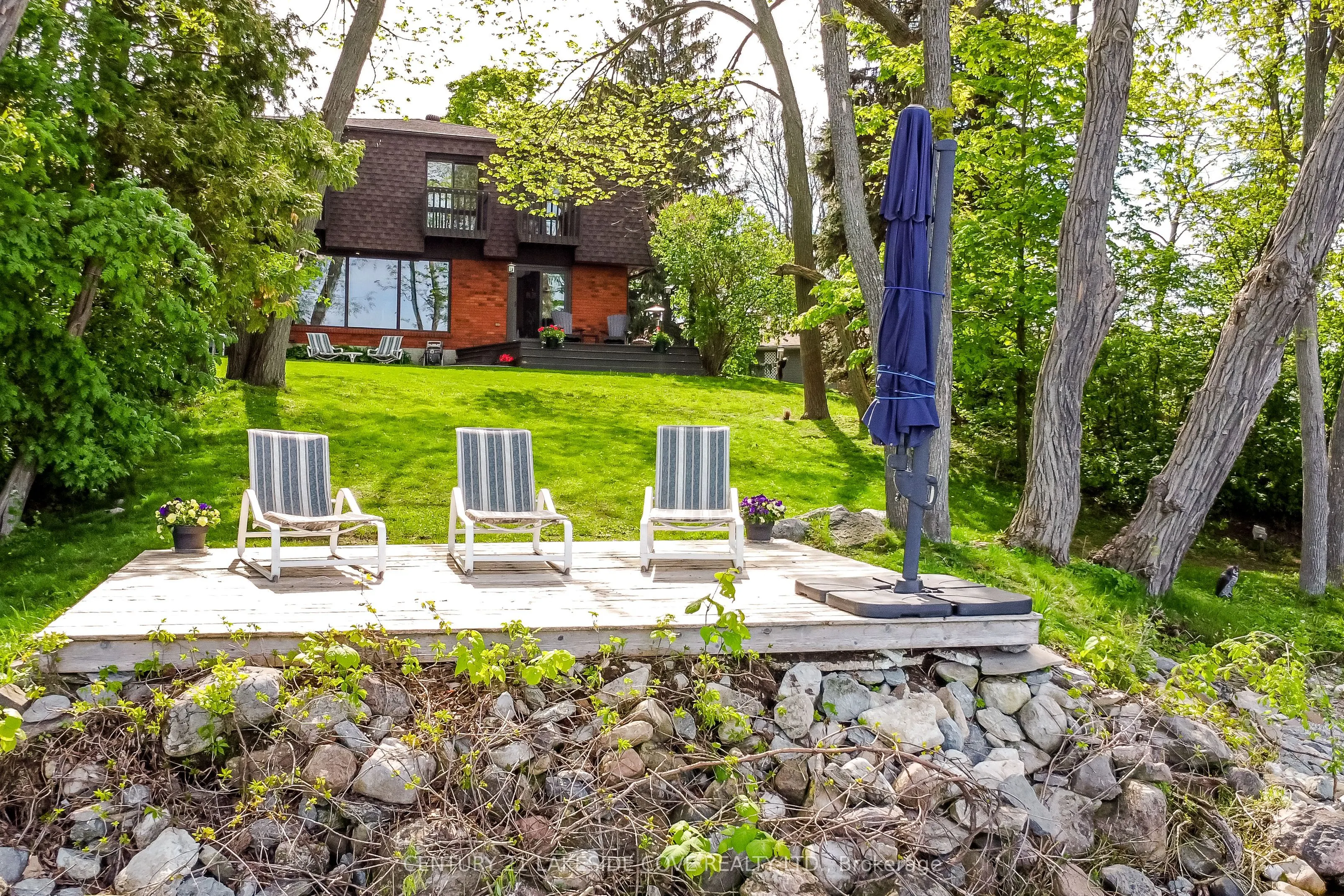 42 Thicketwood Place