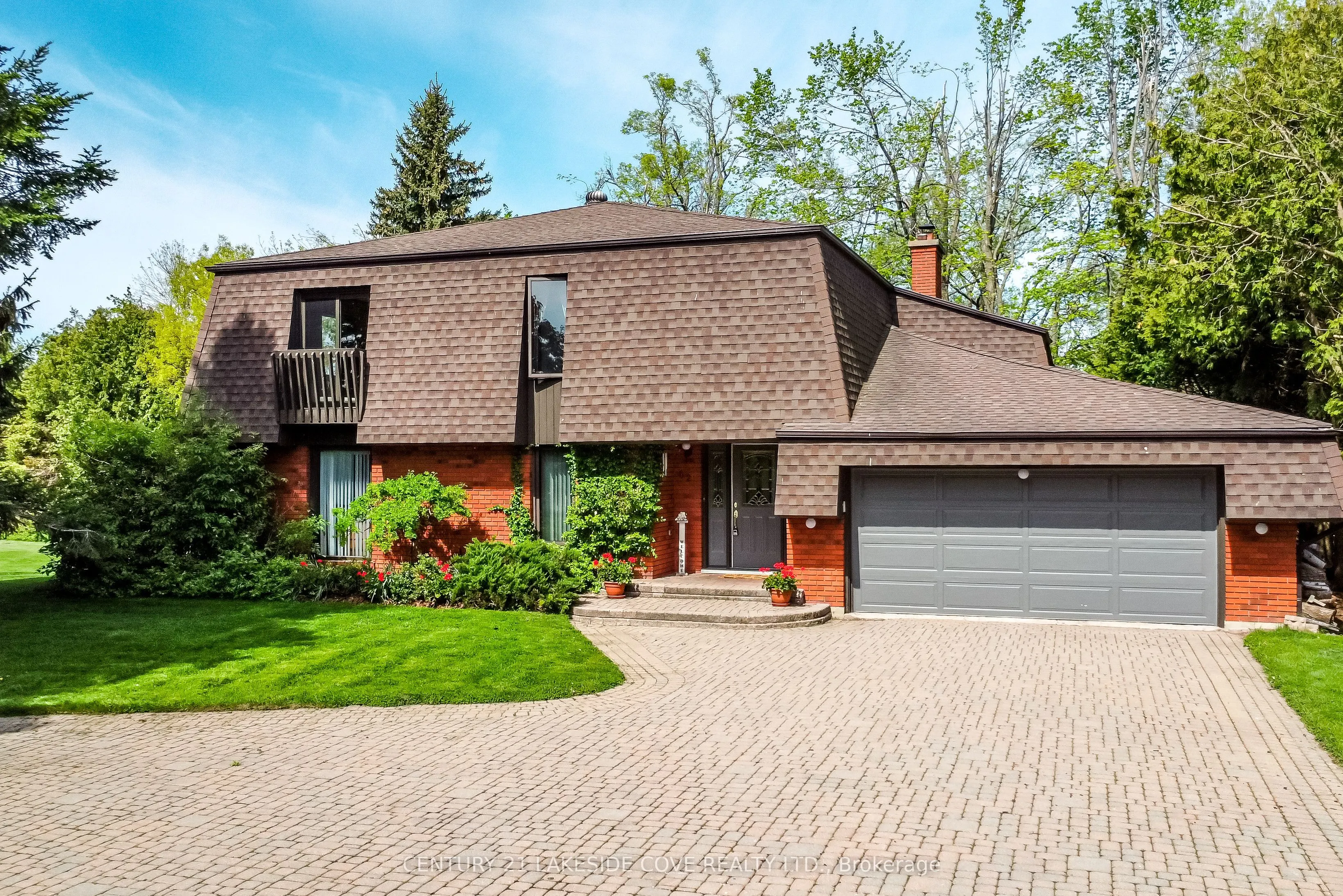 42 Thicketwood Place