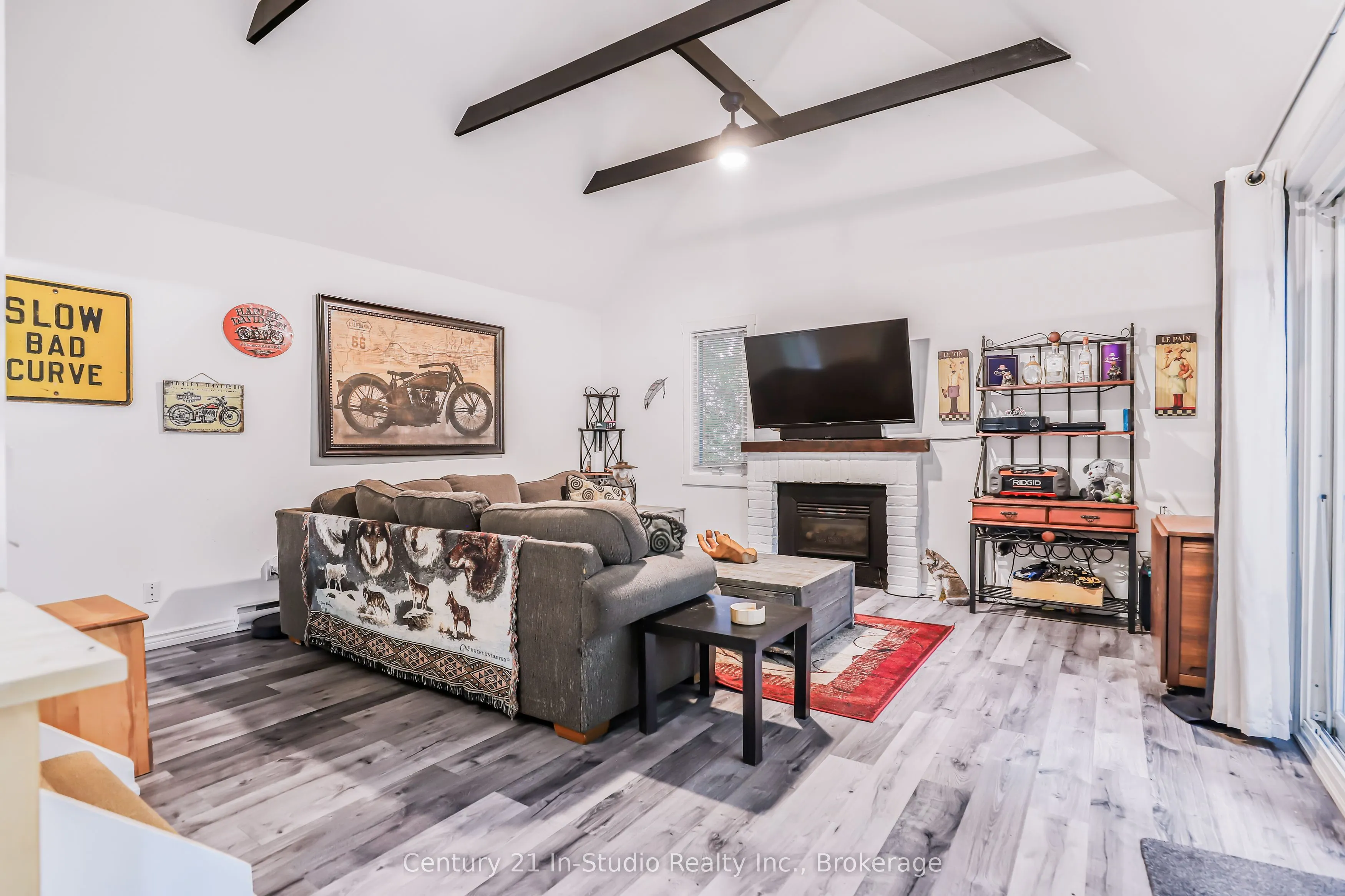 5 Dawson Drive, #324