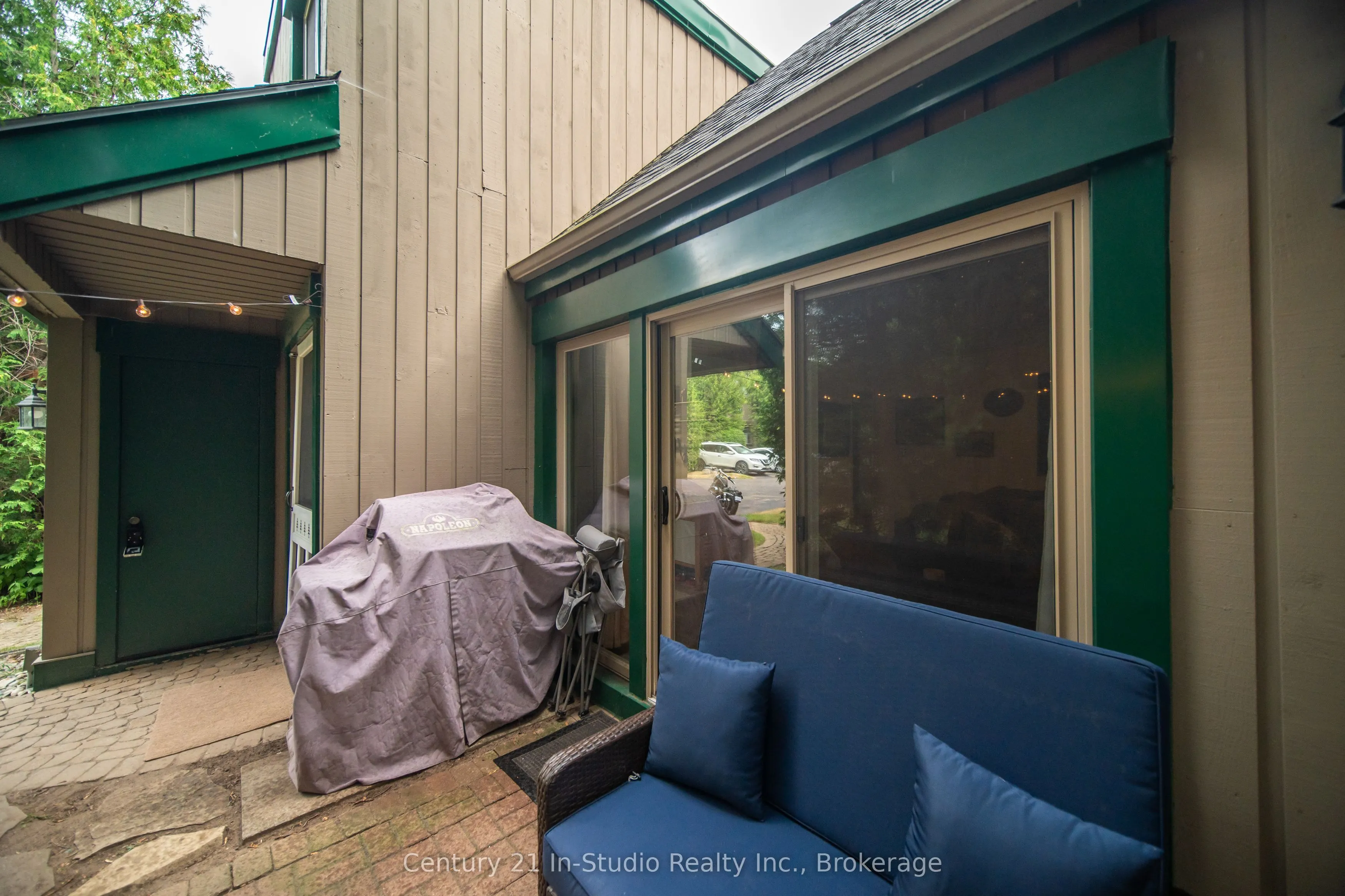5 Dawson Drive, #324