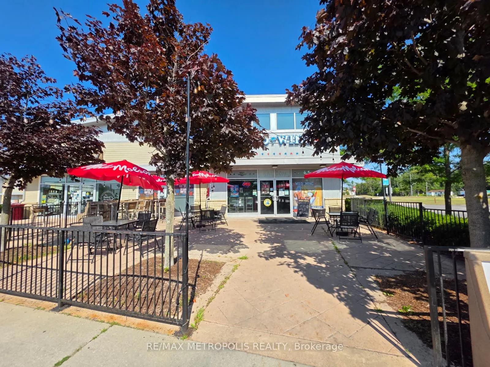 321 Main Street, #2