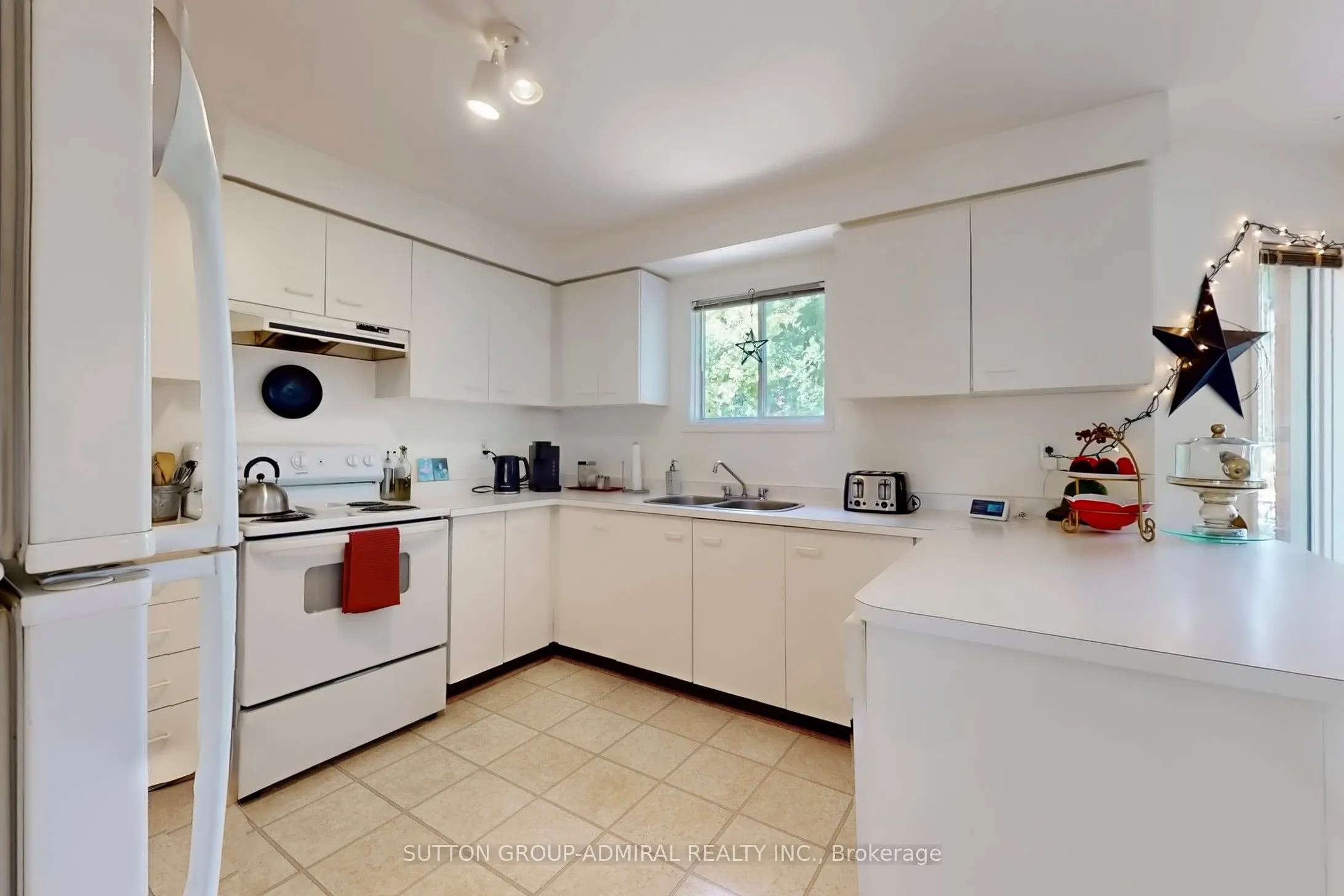 184 Hanmer Street W