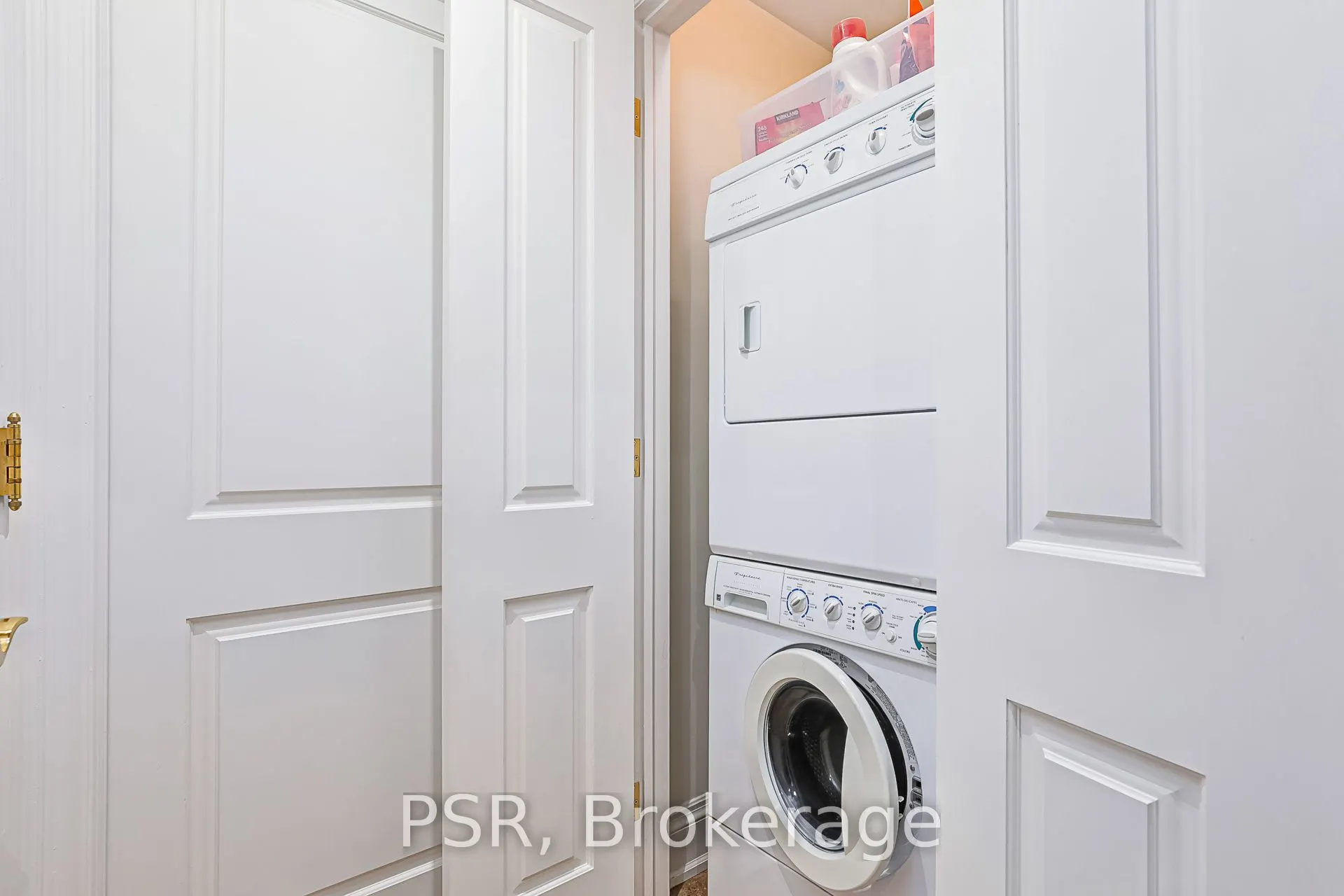 40 Trott Boulevard, #404