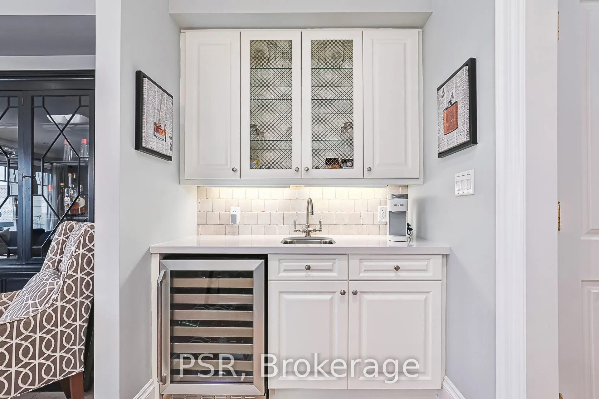 40 Trott Boulevard, #404