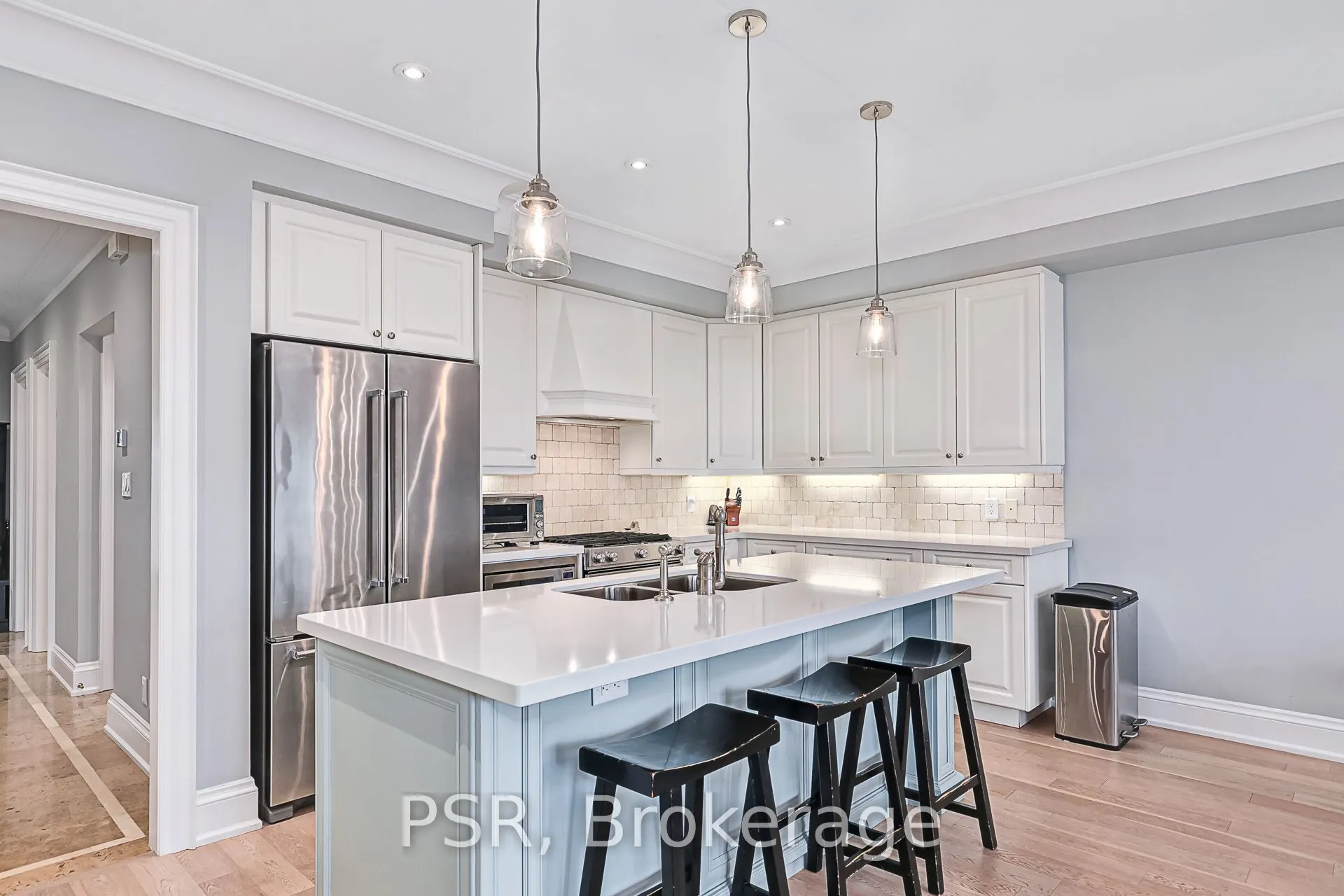40 Trott Boulevard, #404