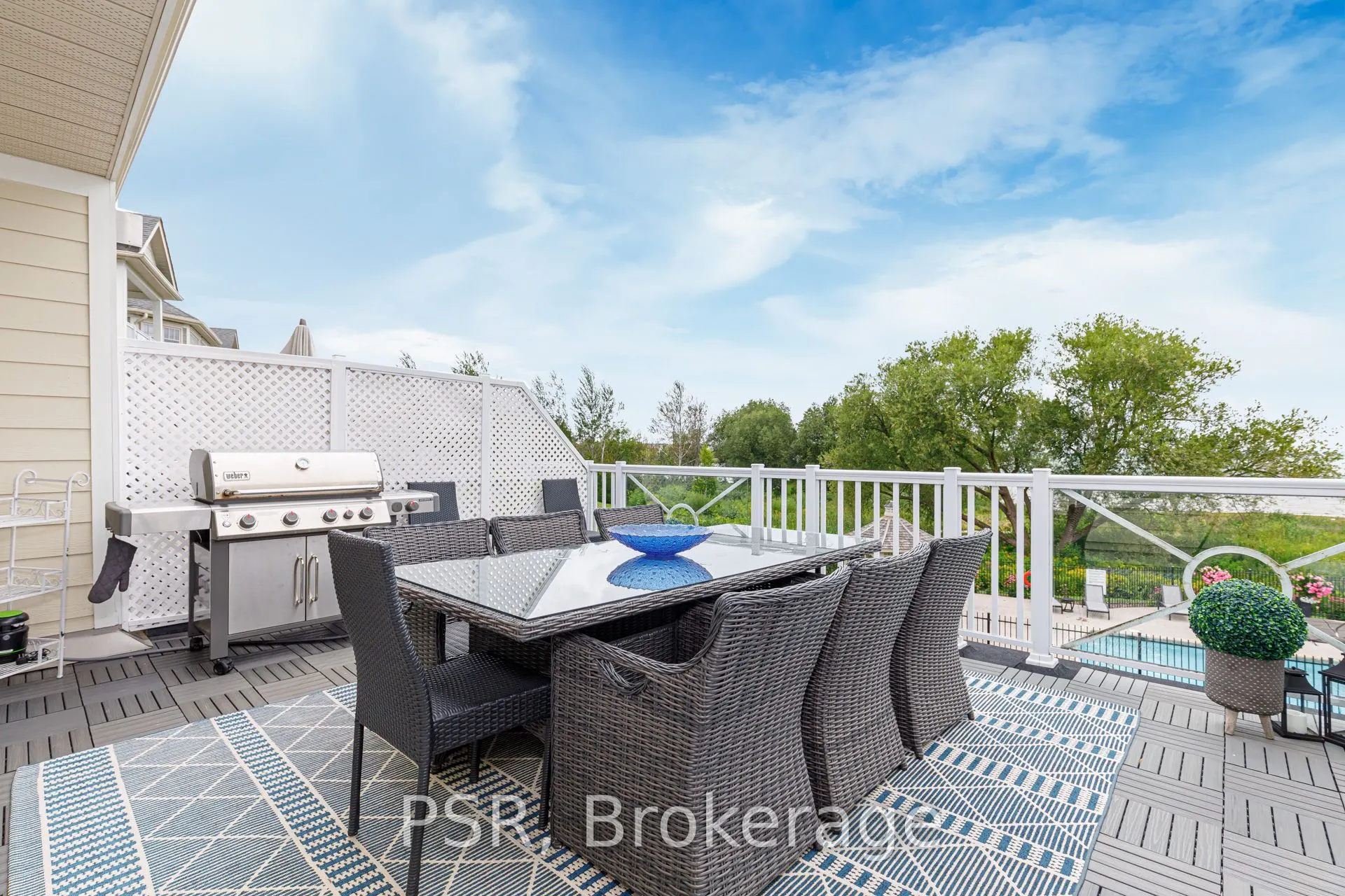40 Trott Boulevard, #404