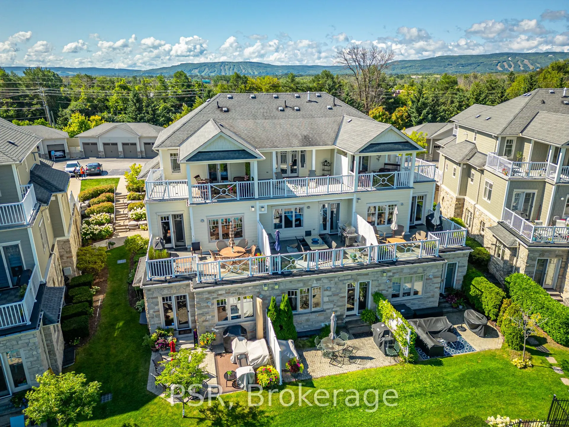 40 Trott Boulevard, #404