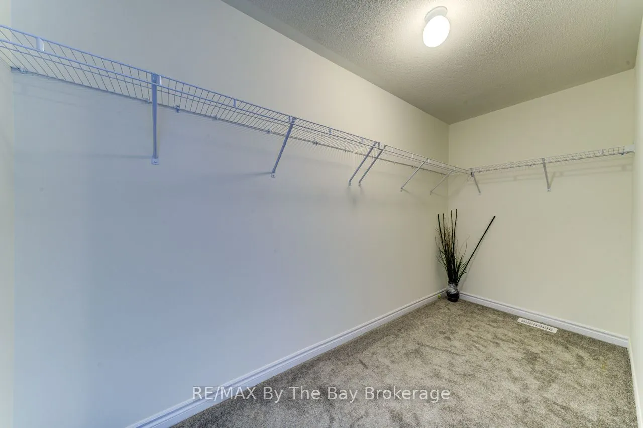 41 Del Ray Crescent