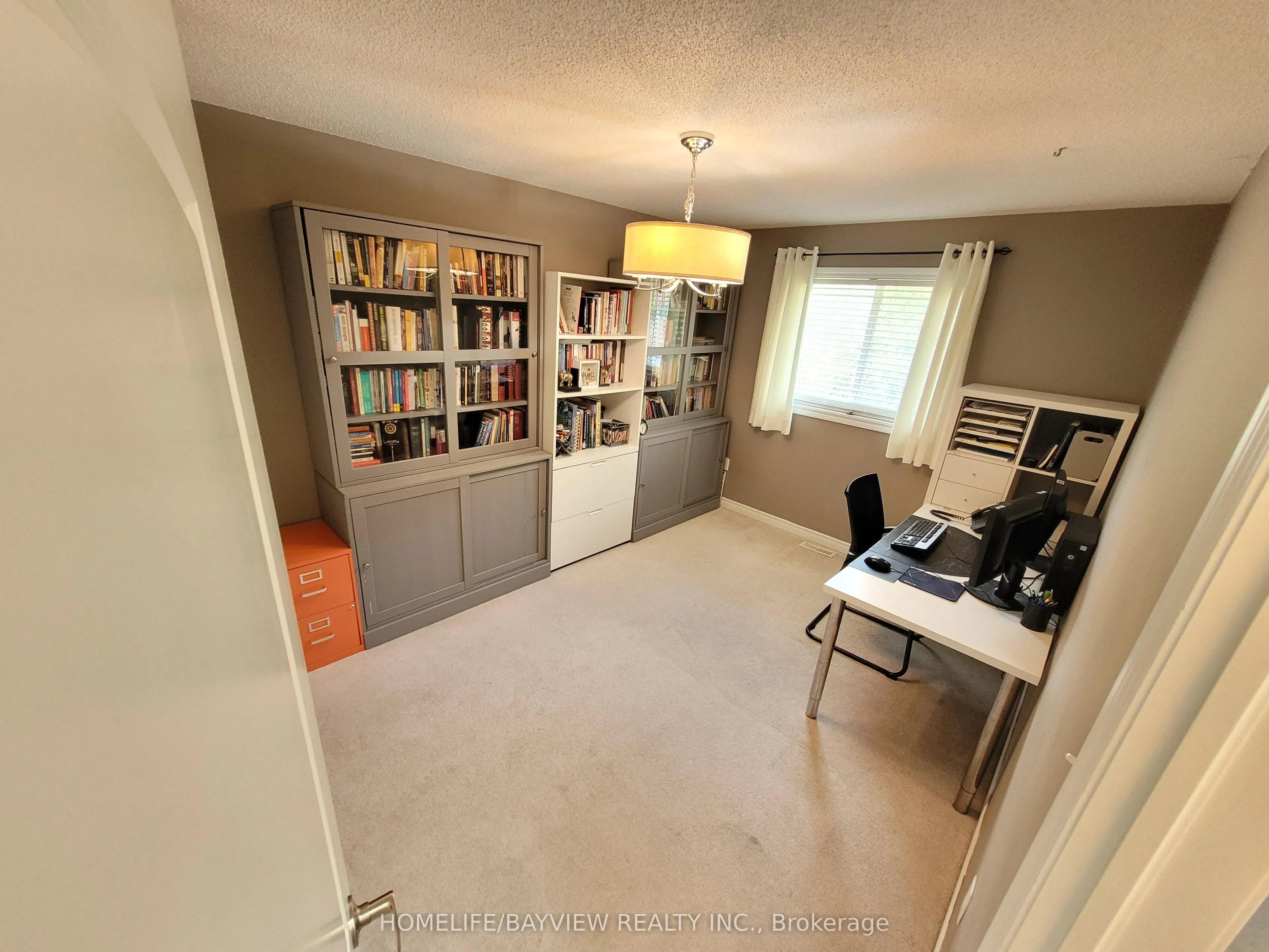 44 THICKETWOOD Avenue