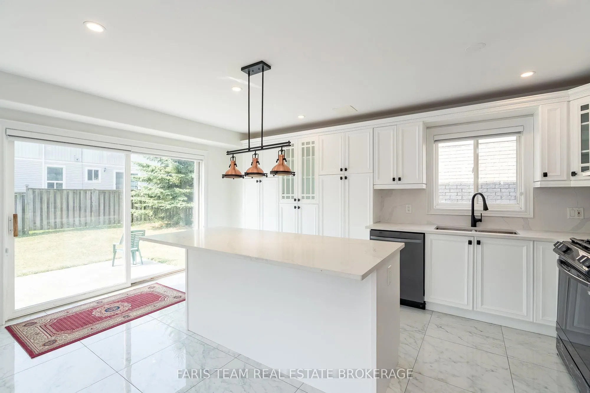2 Vanessa Drive