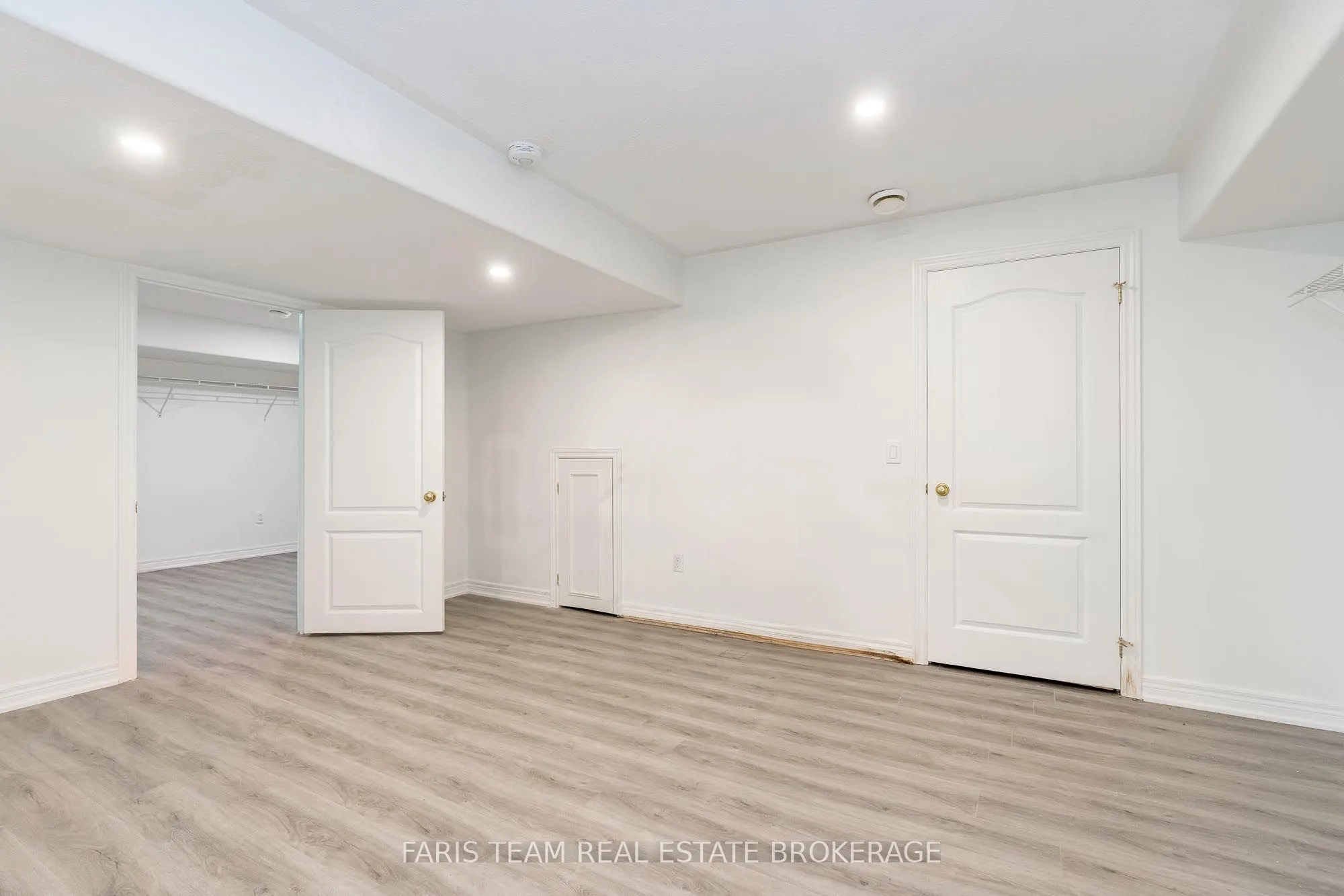 2 Vanessa Drive