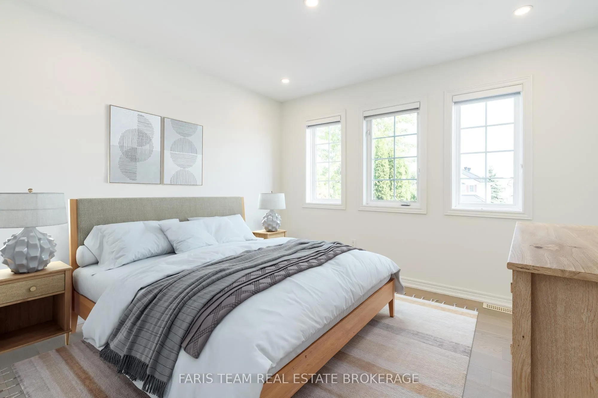 2 Vanessa Drive
