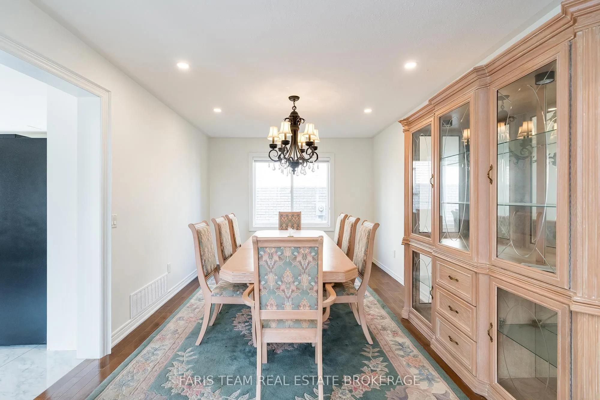 2 Vanessa Drive