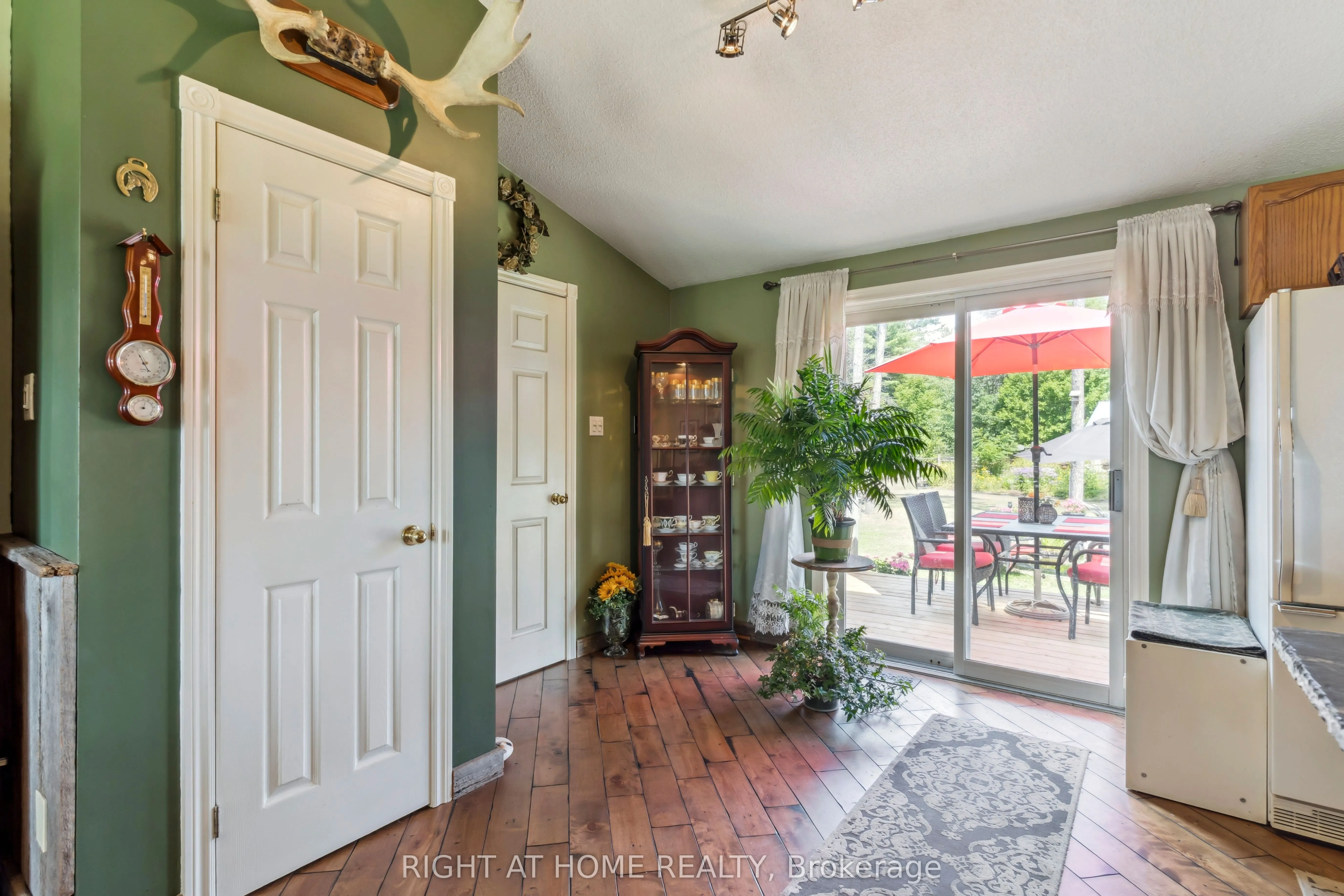 6216 Sunnidale Tosorontio Townline