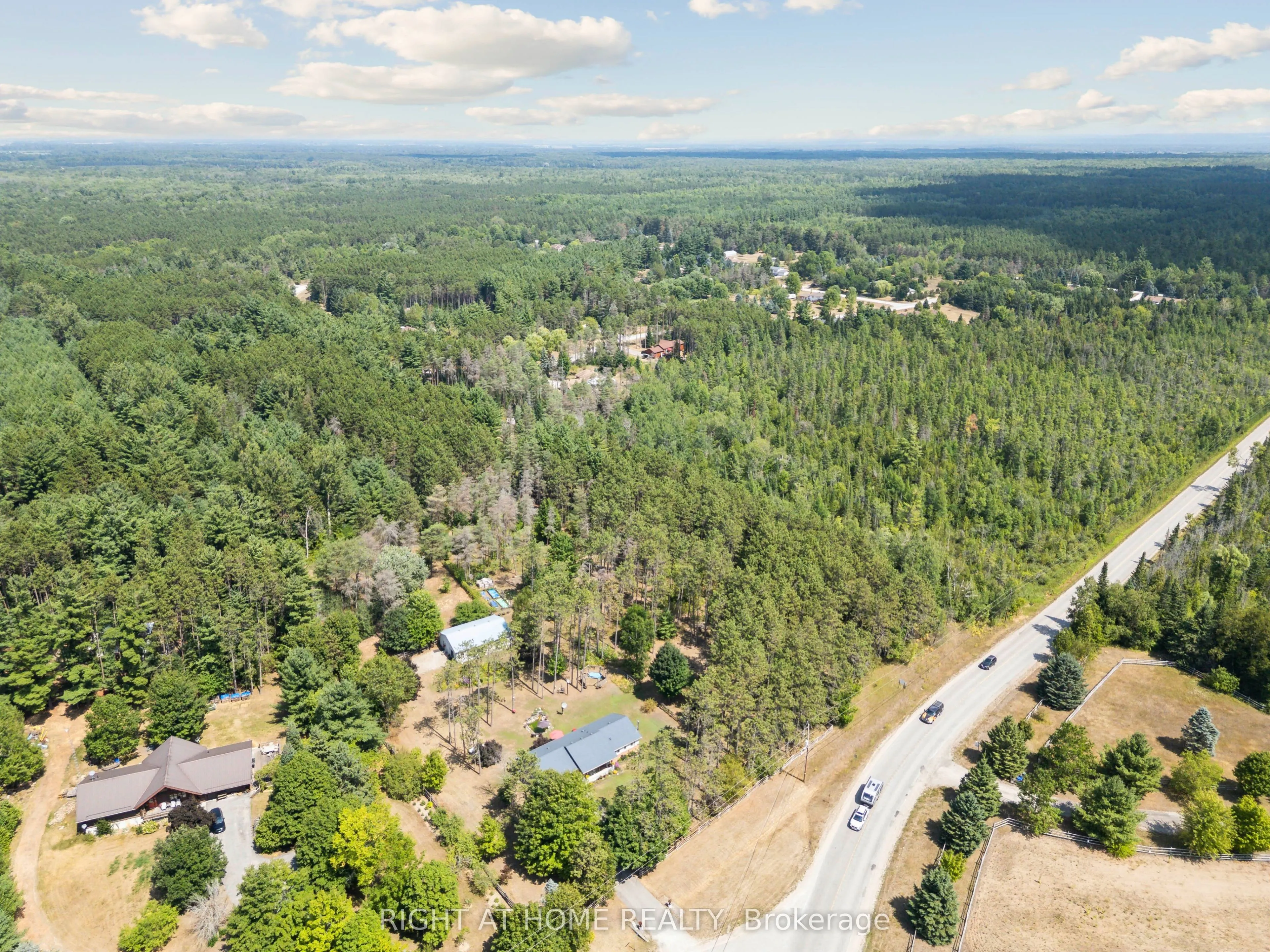 6216 Sunnidale Tosorontio Townline
