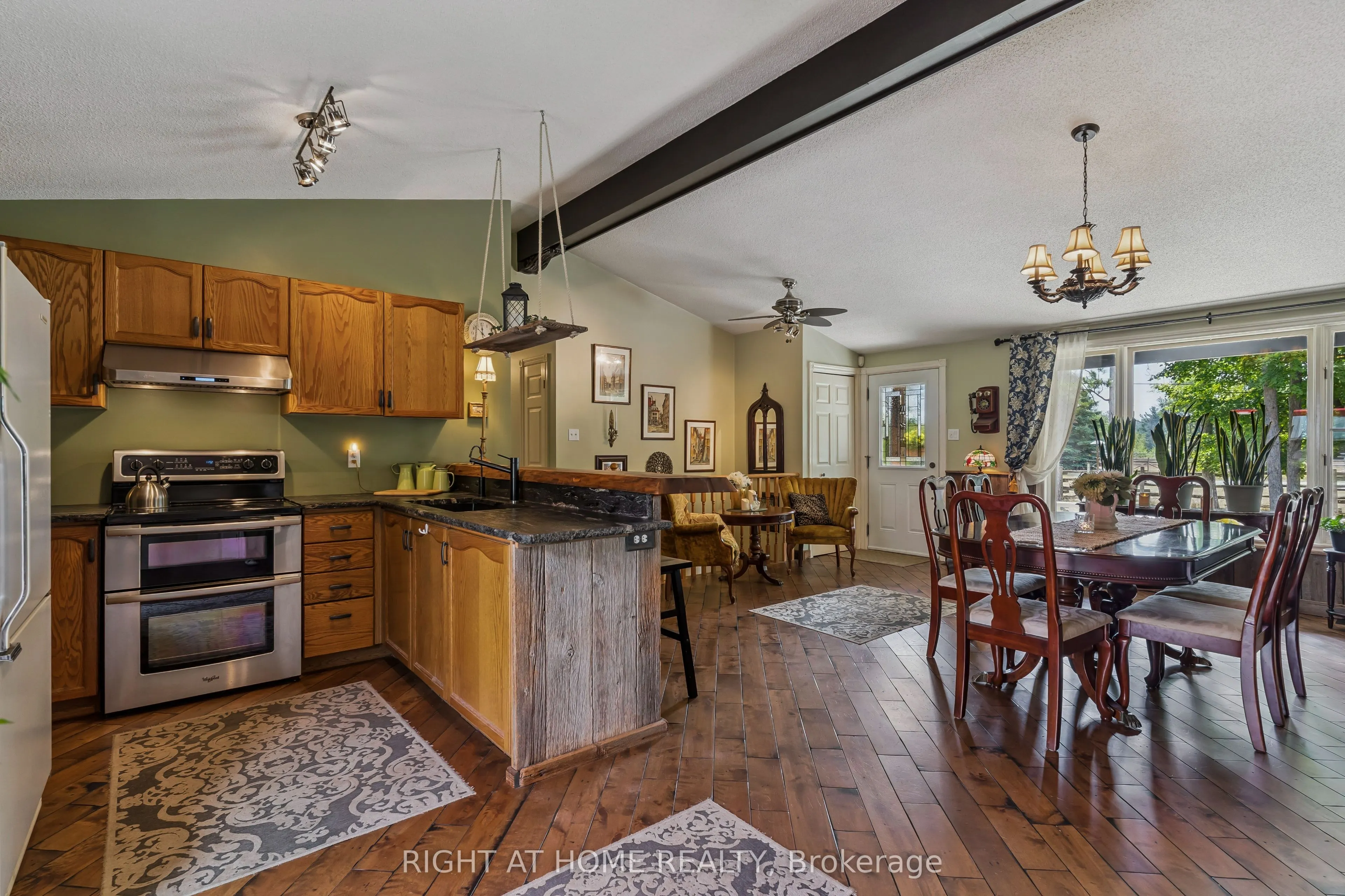 6216 Sunnidale Tosorontio Townline