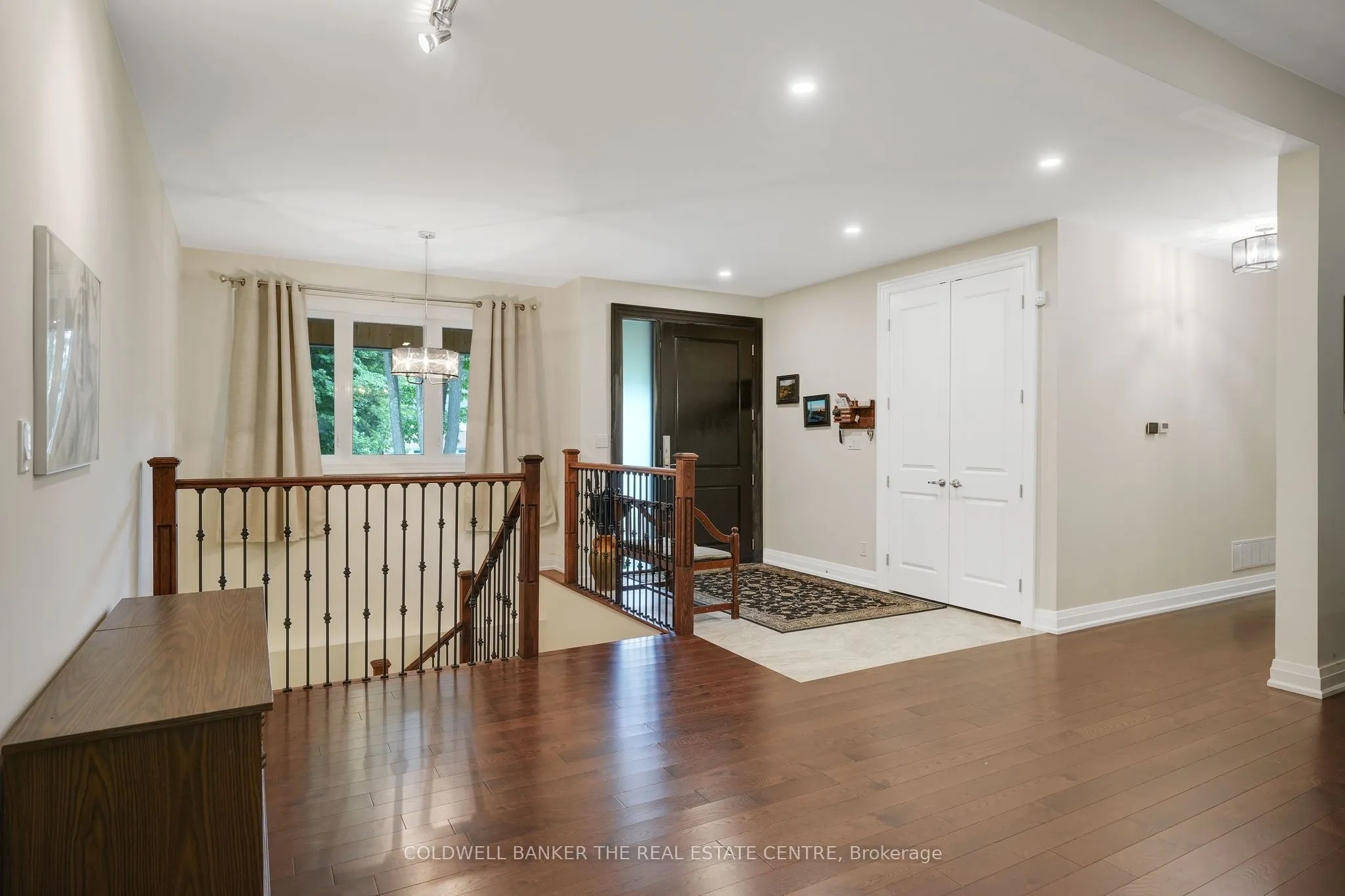 34 Oakwood Avenue