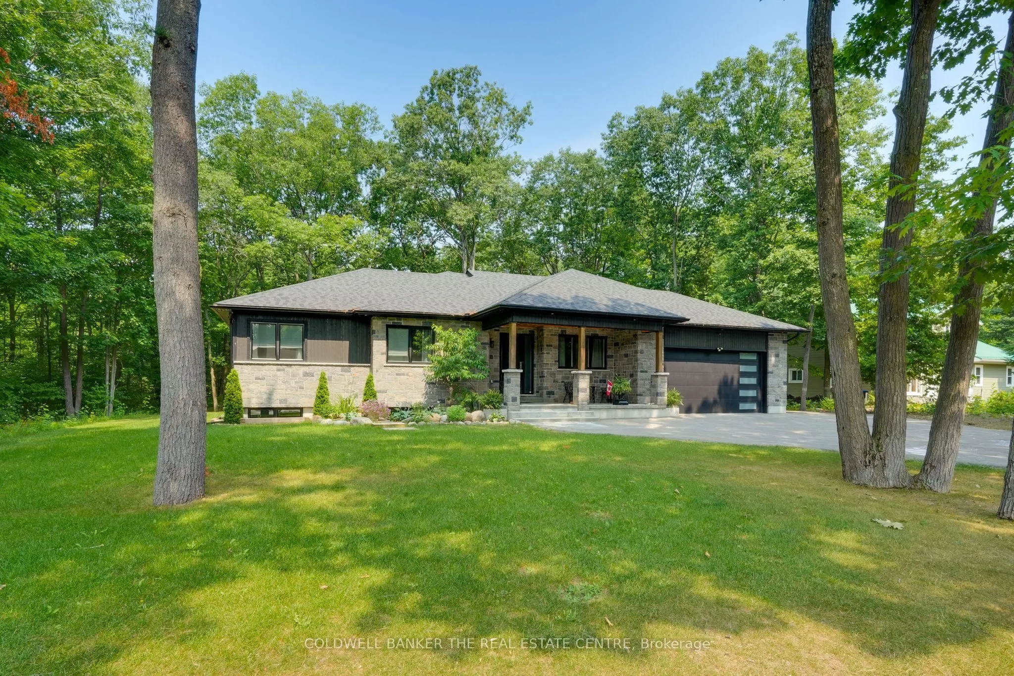 34 Oakwood Avenue