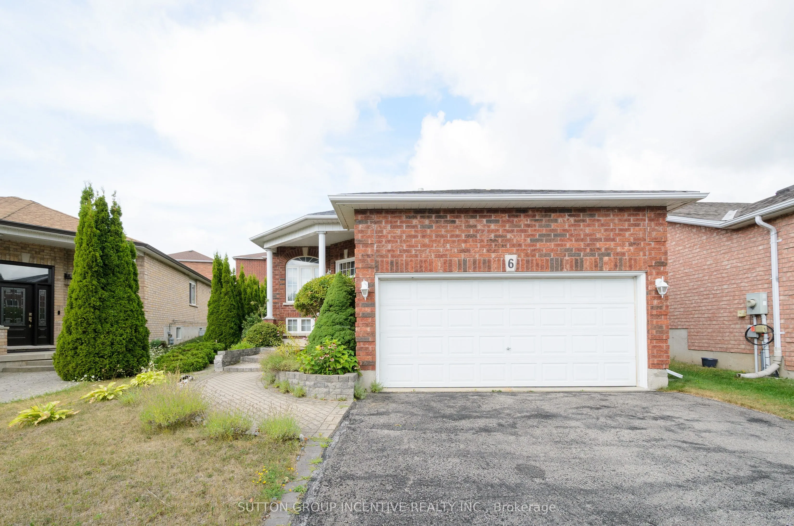 6 BROWN WOOD Drive