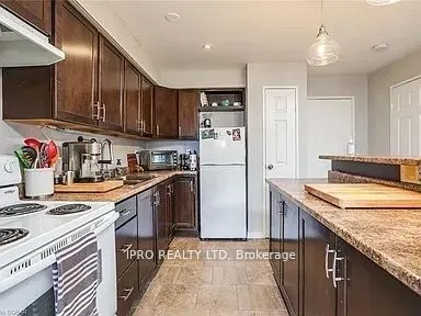 173 Eighth Street, #301