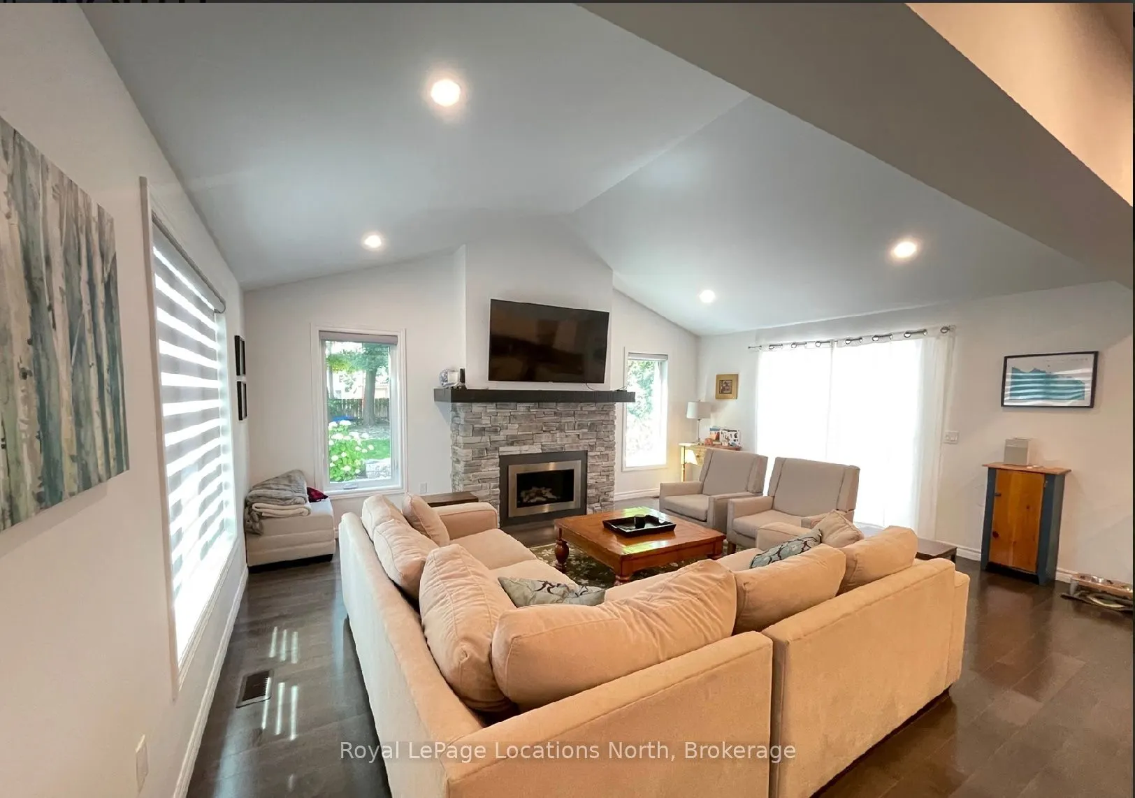 16 SUNSET Court