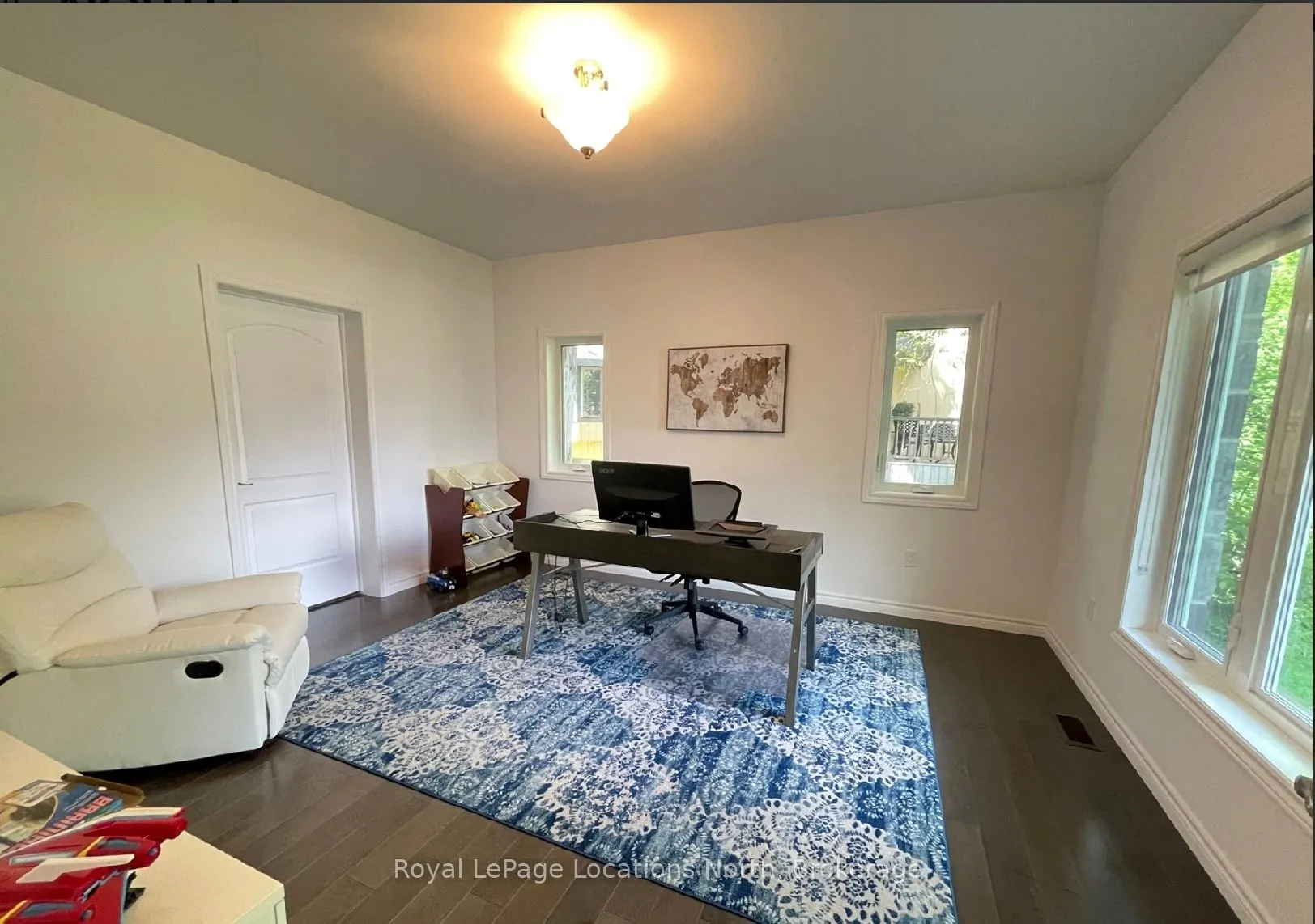 16 SUNSET Court