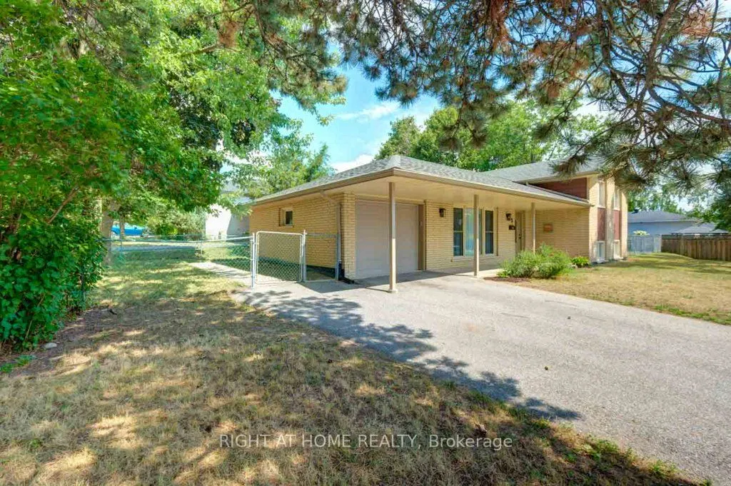 23 Blue Mound Drive
