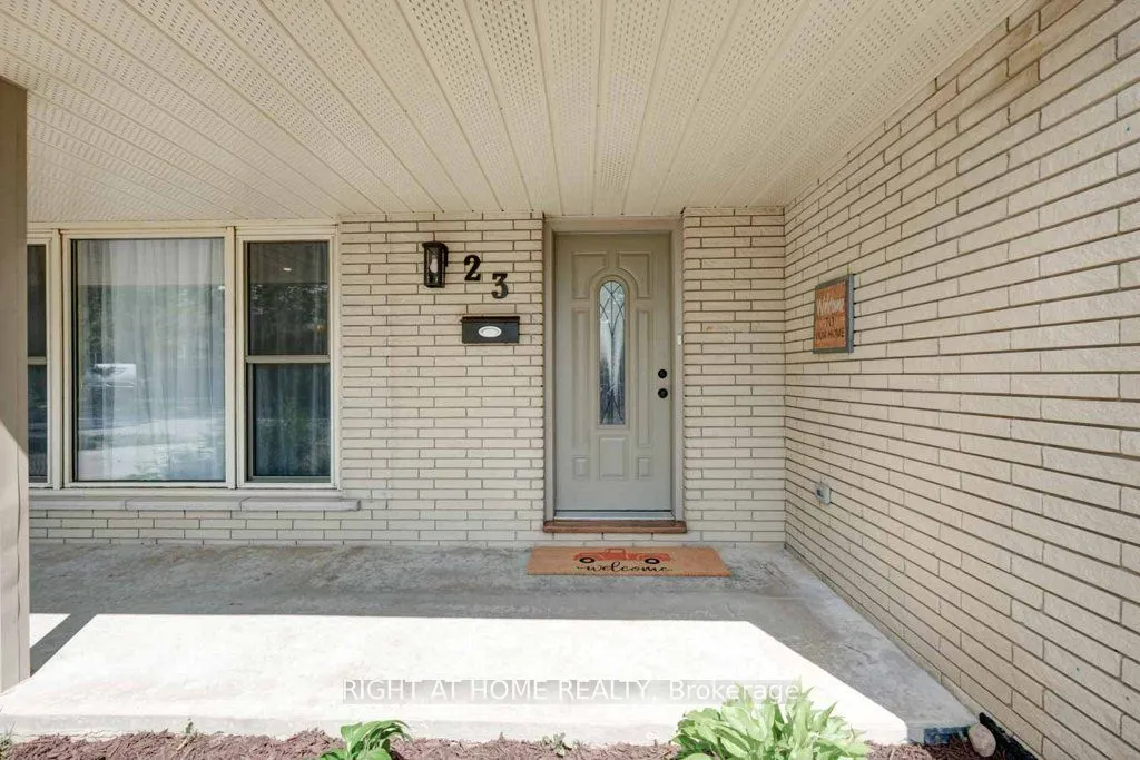 23 Blue Mound Drive