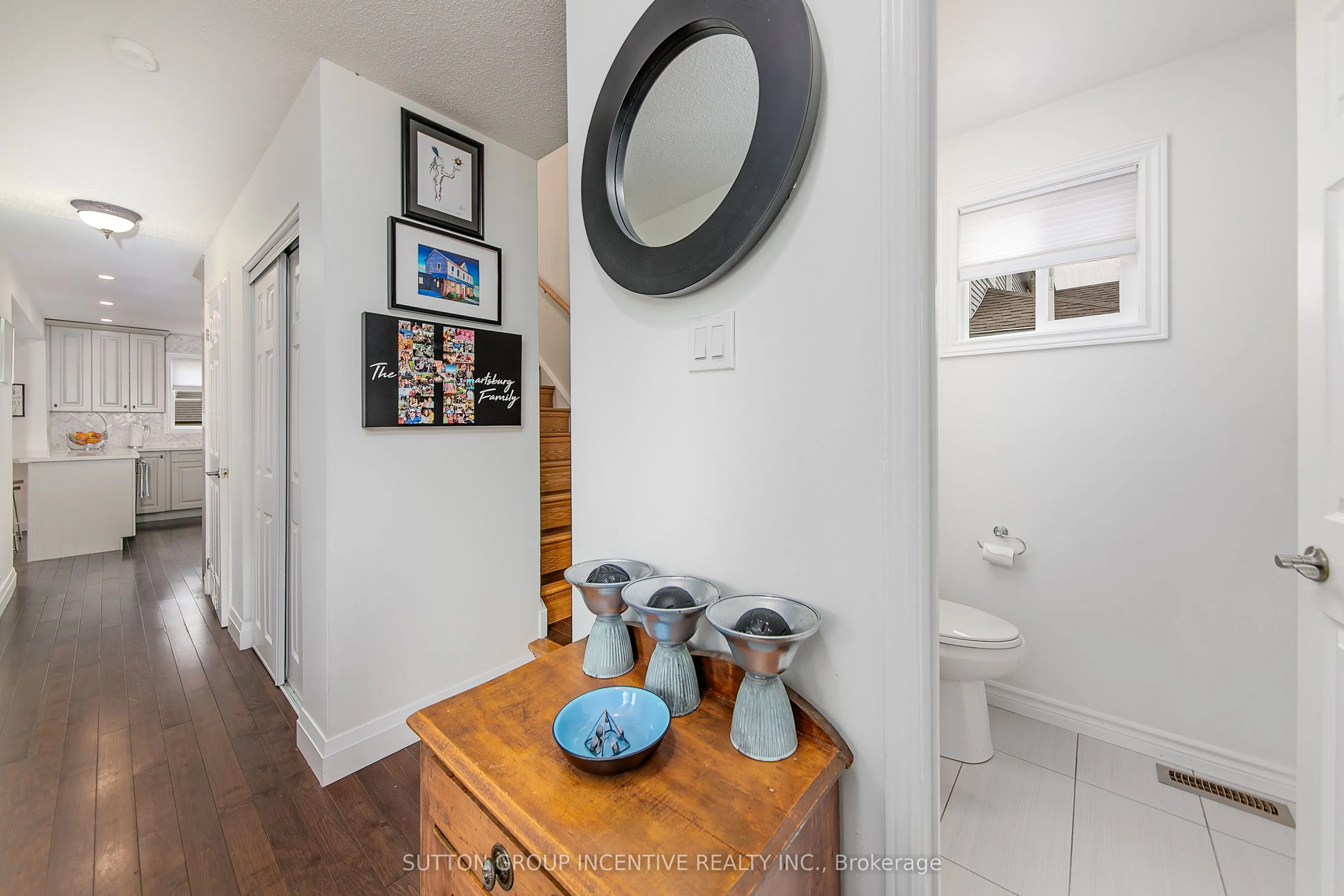 25 Rosenfeld Drive