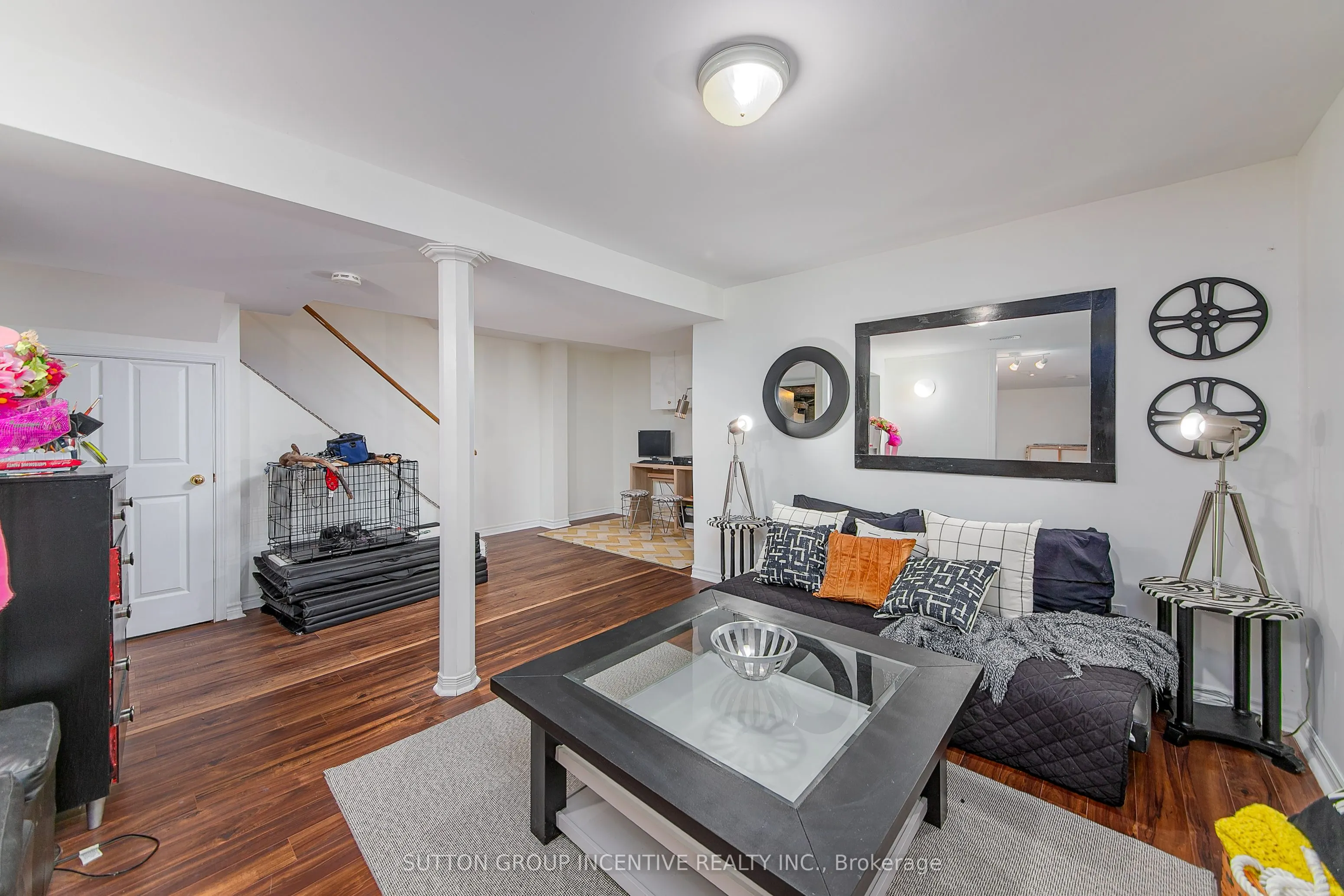 25 Rosenfeld Drive