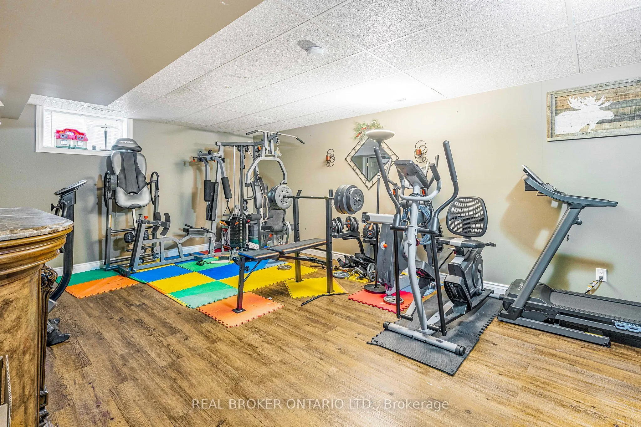 87 Farlain Lake Road E
