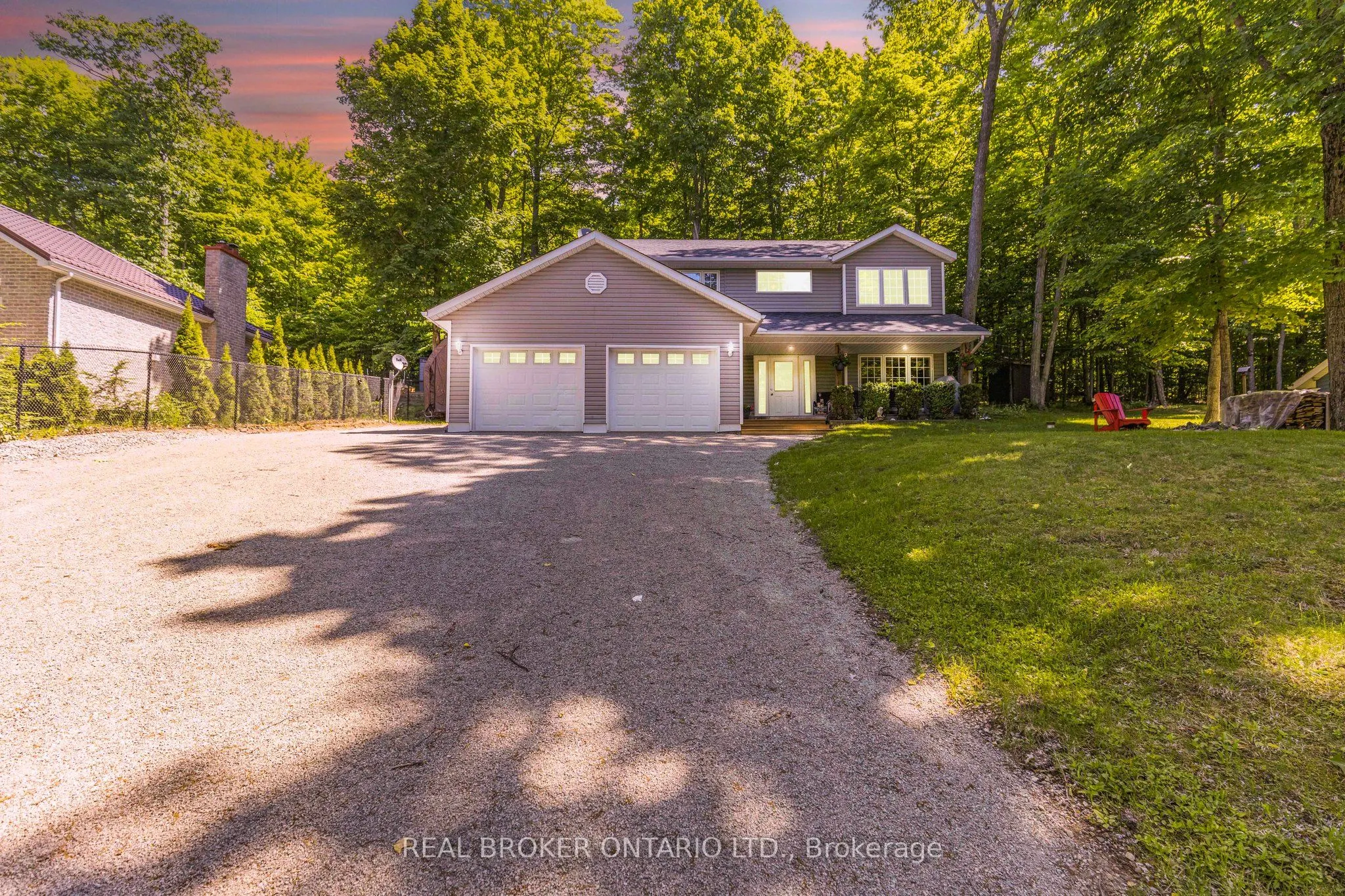 87 Farlain Lake Road E