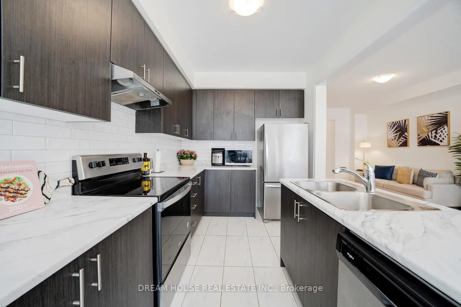 43 Bannister Road
