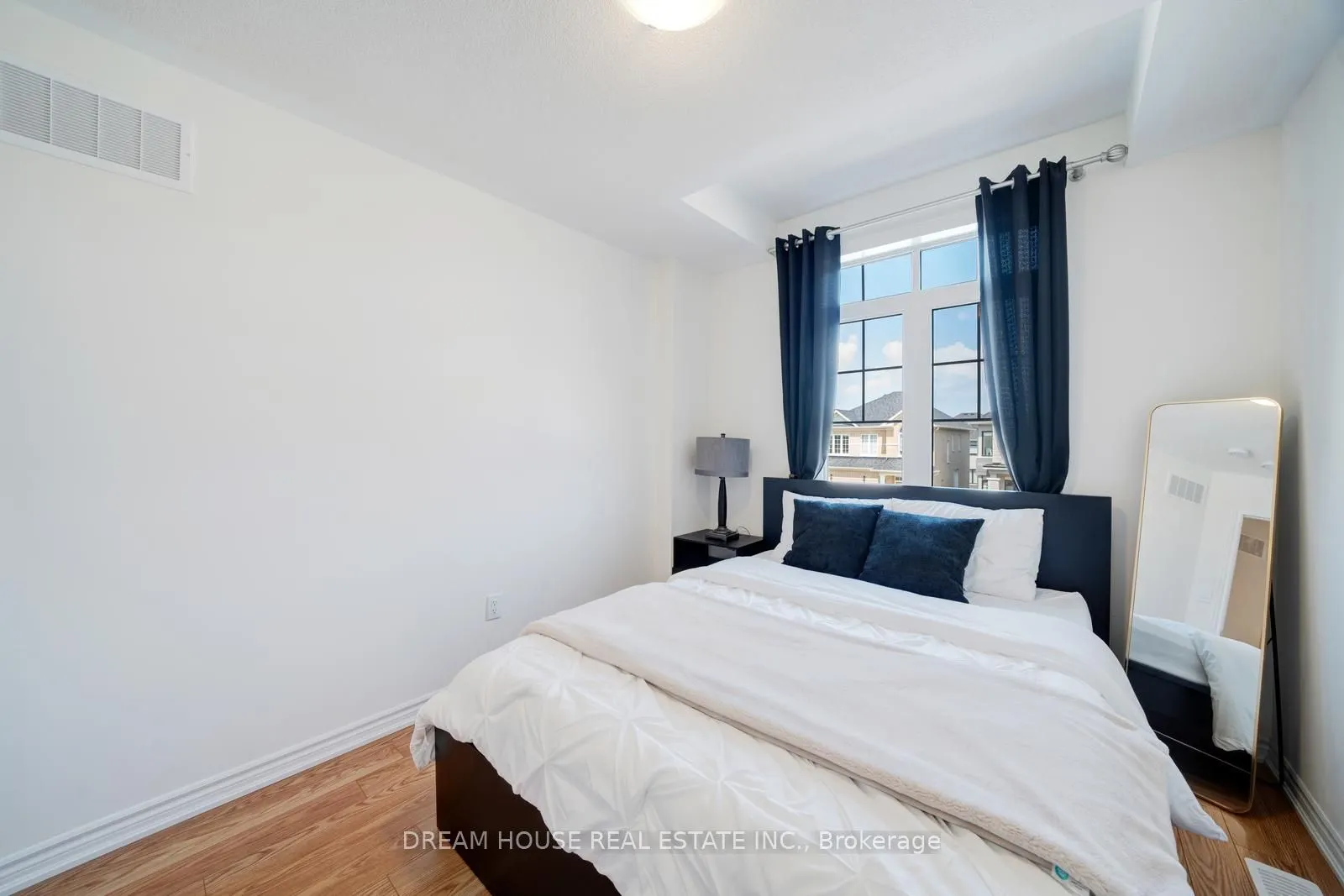 43 Bannister Road