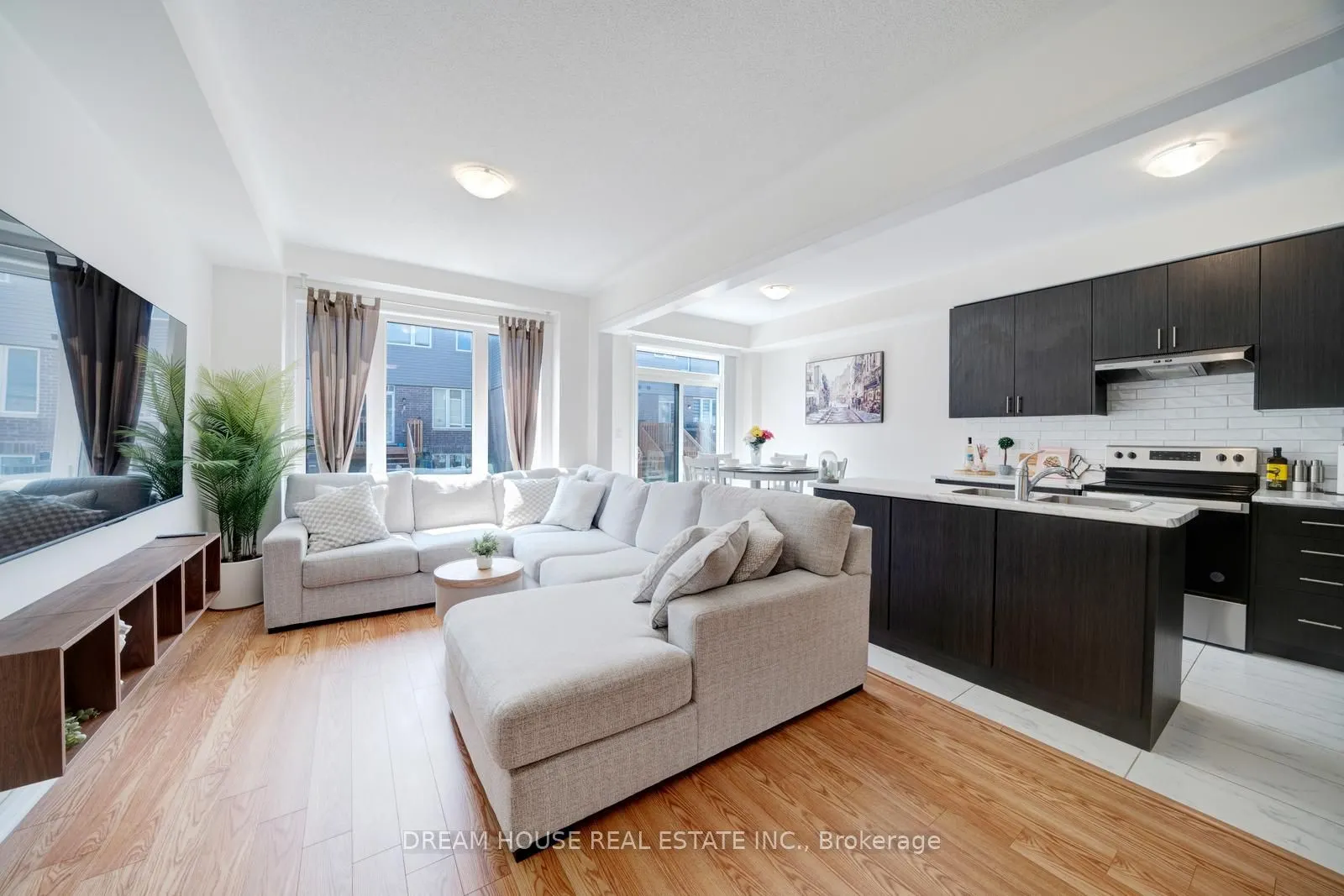 43 Bannister Road