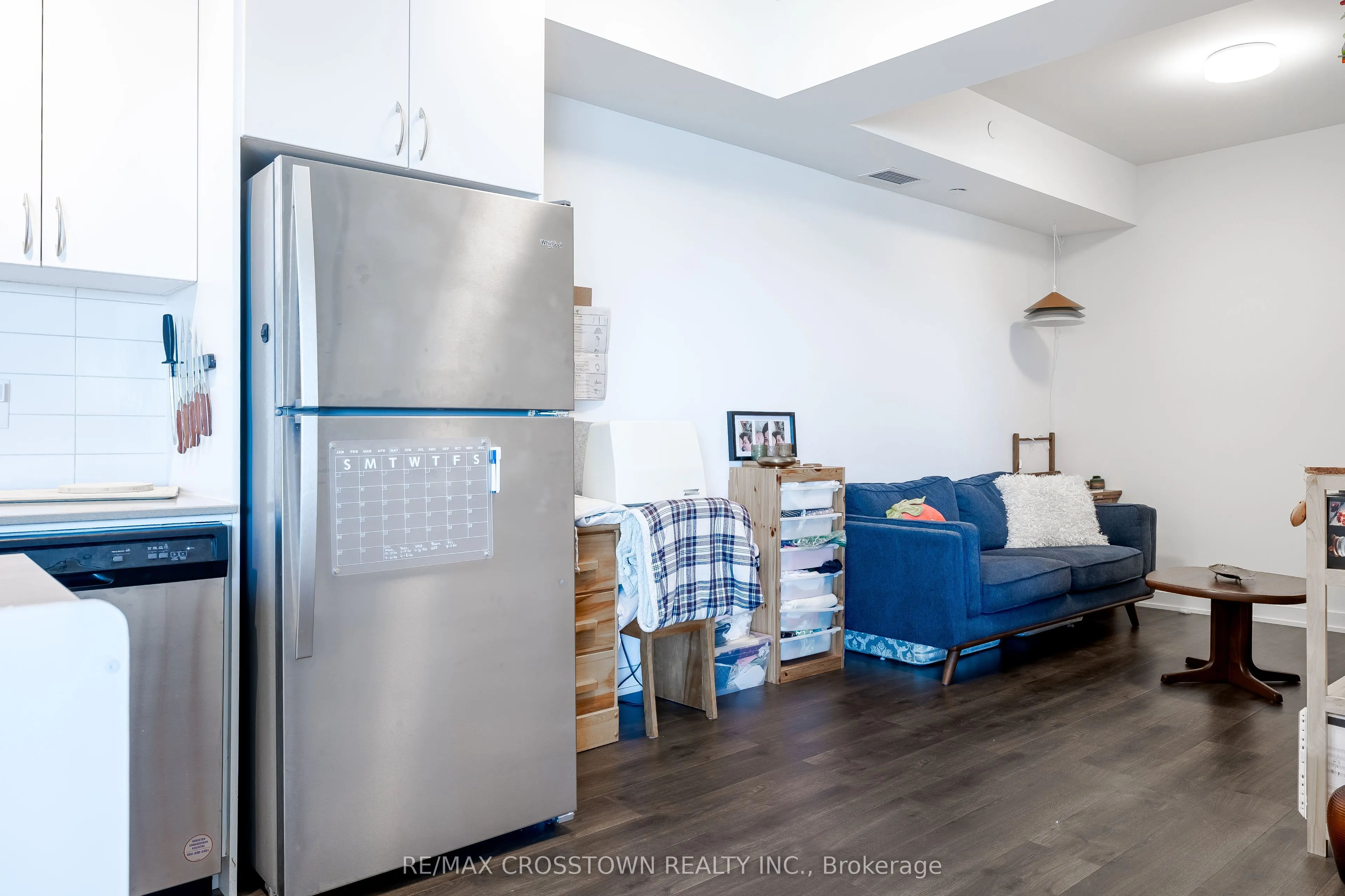56 Lakeside Terrace, #908