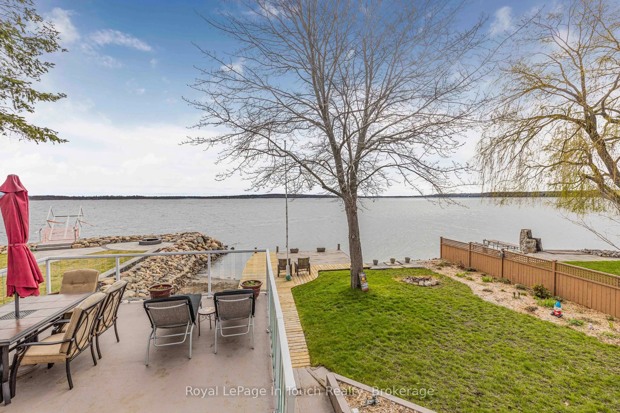 278 Robins Point Road
