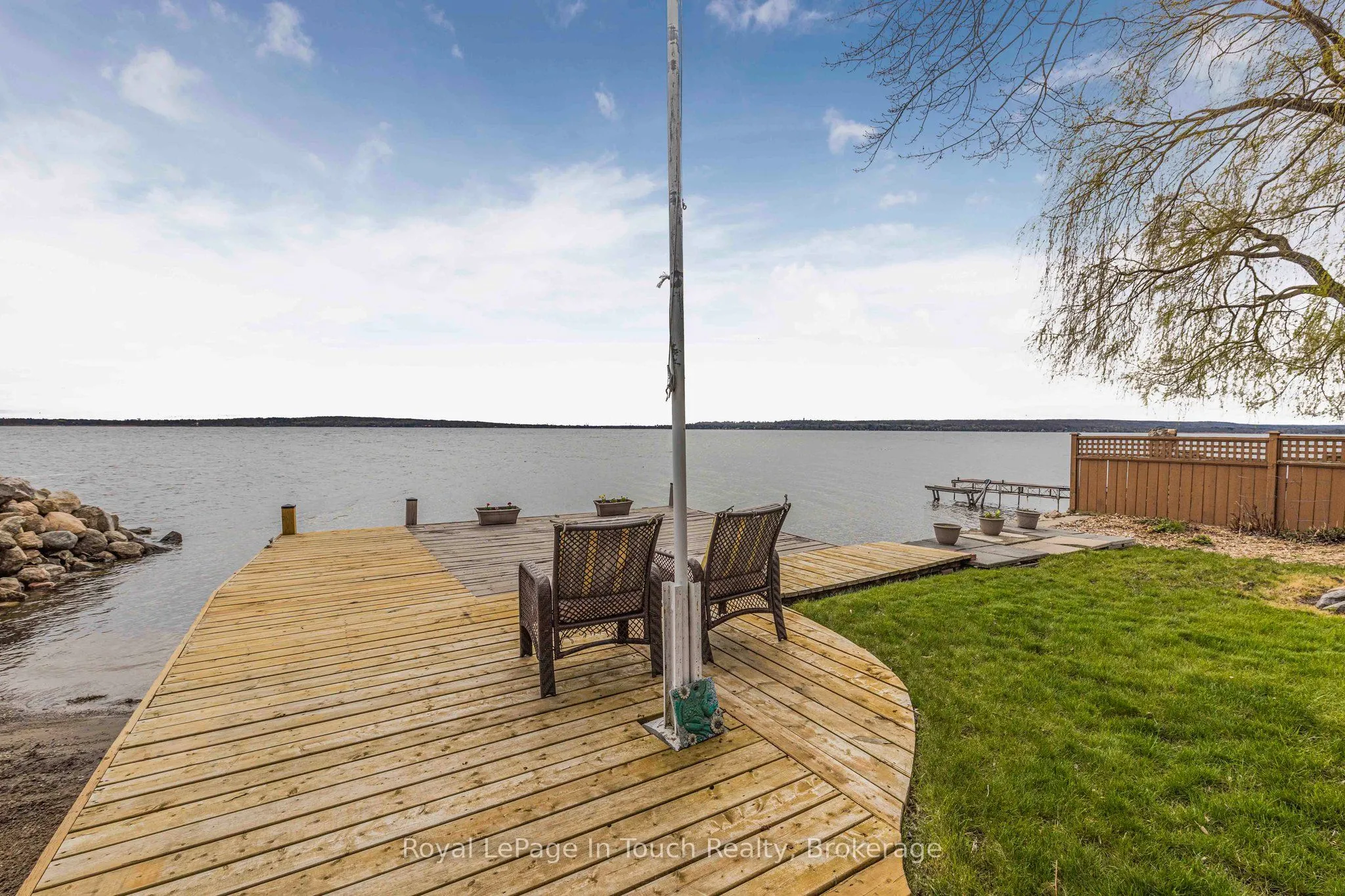 278 Robins Point Road