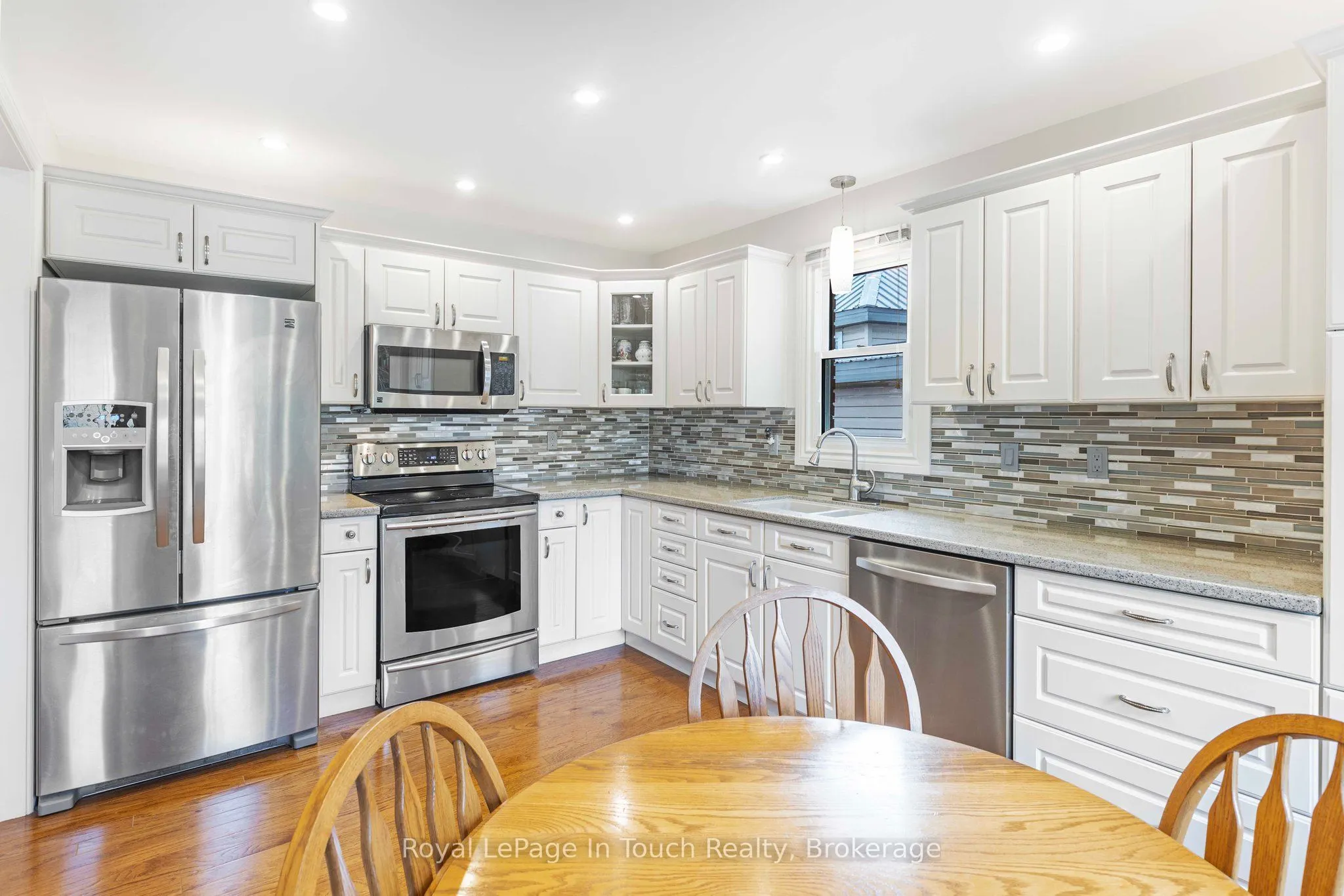 278 Robins Point Road