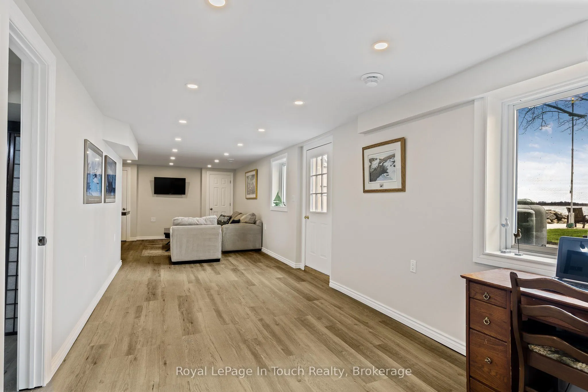 278 Robins Point Road